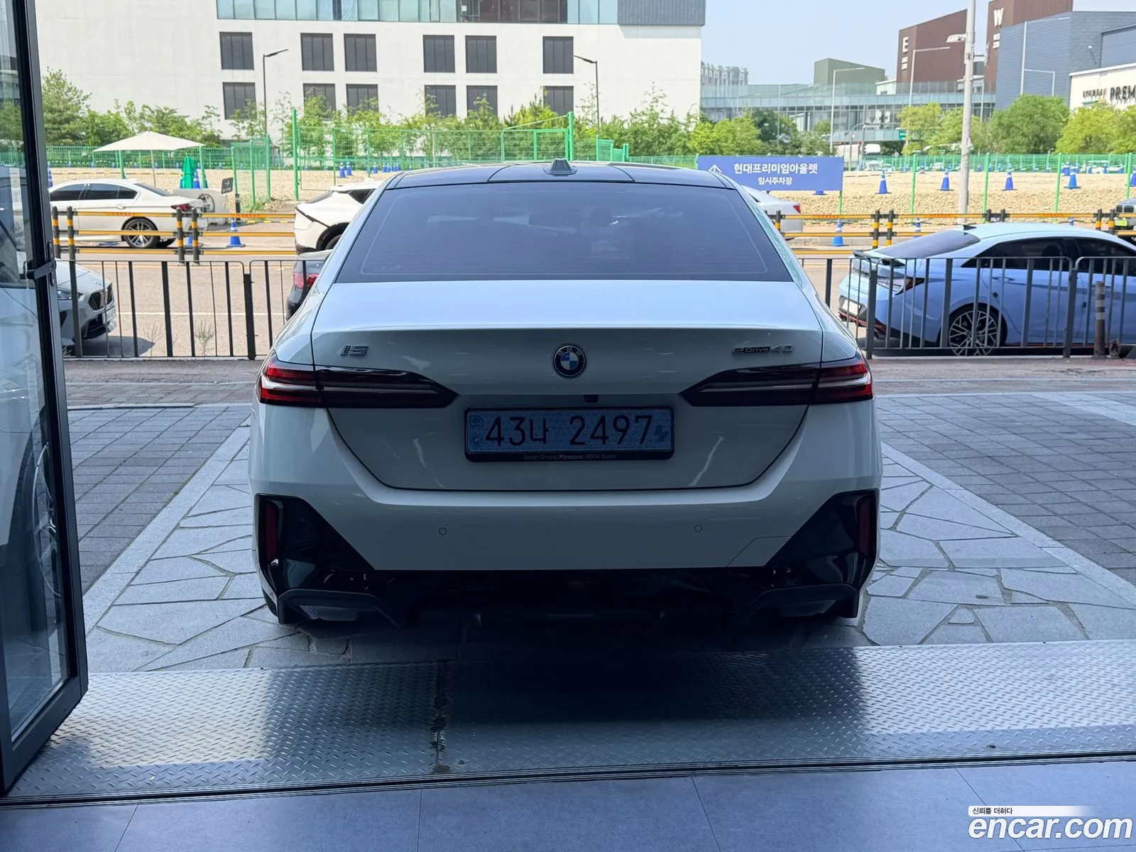 BMW i5 2025 — 8