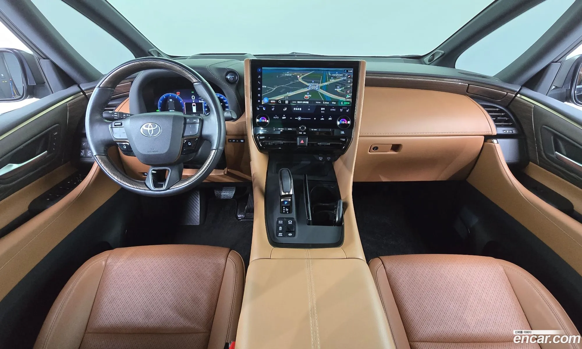 Toyota Alphard 2024 — 10