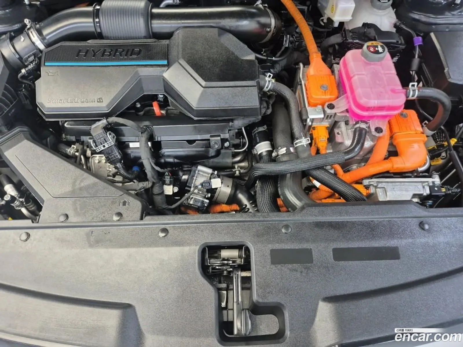 Kia Sportage Hybrid 2022 — 8