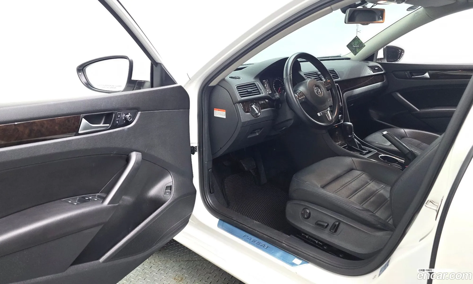 Volkswagen Passat 2015 — 16