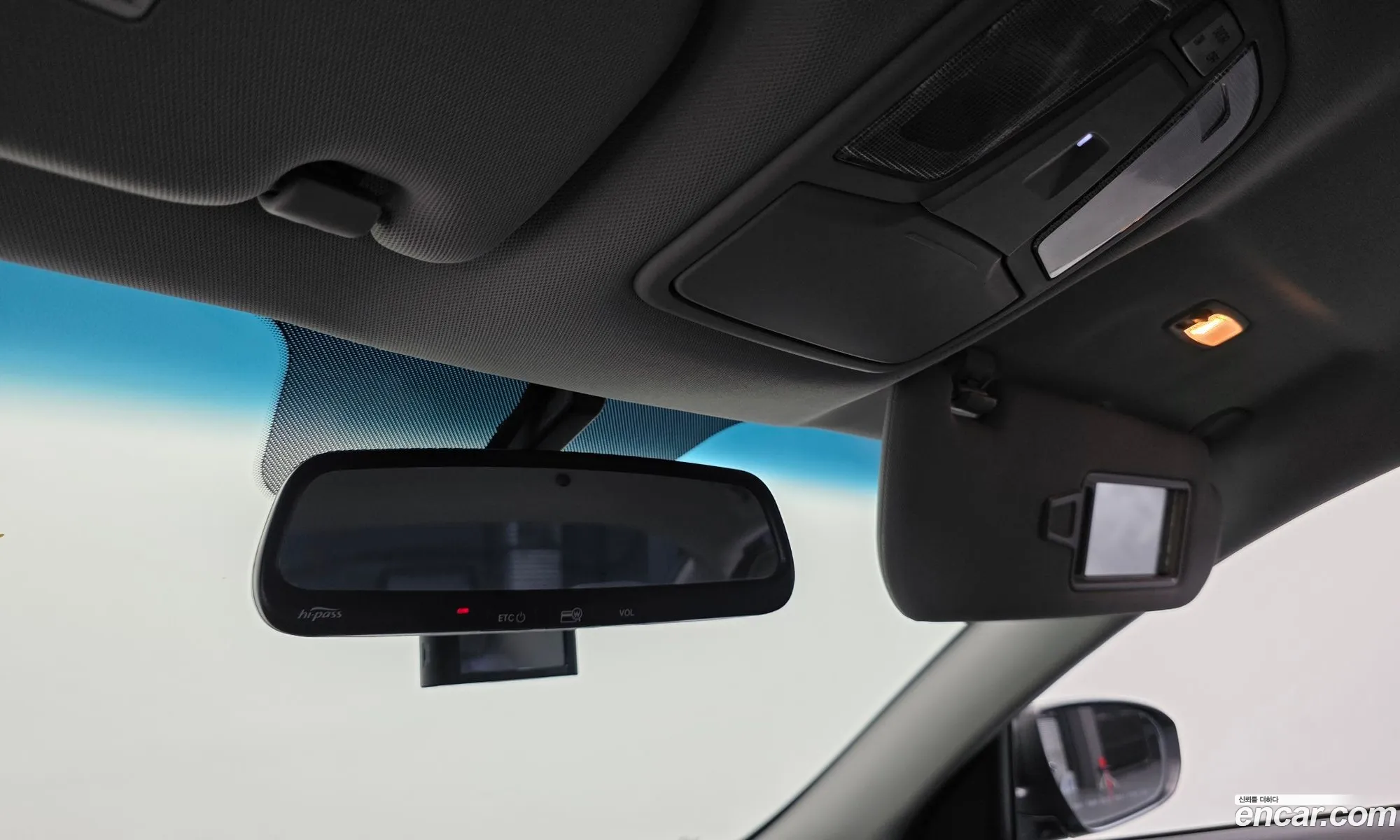 Kia K5 Hybrid 2012 — 11