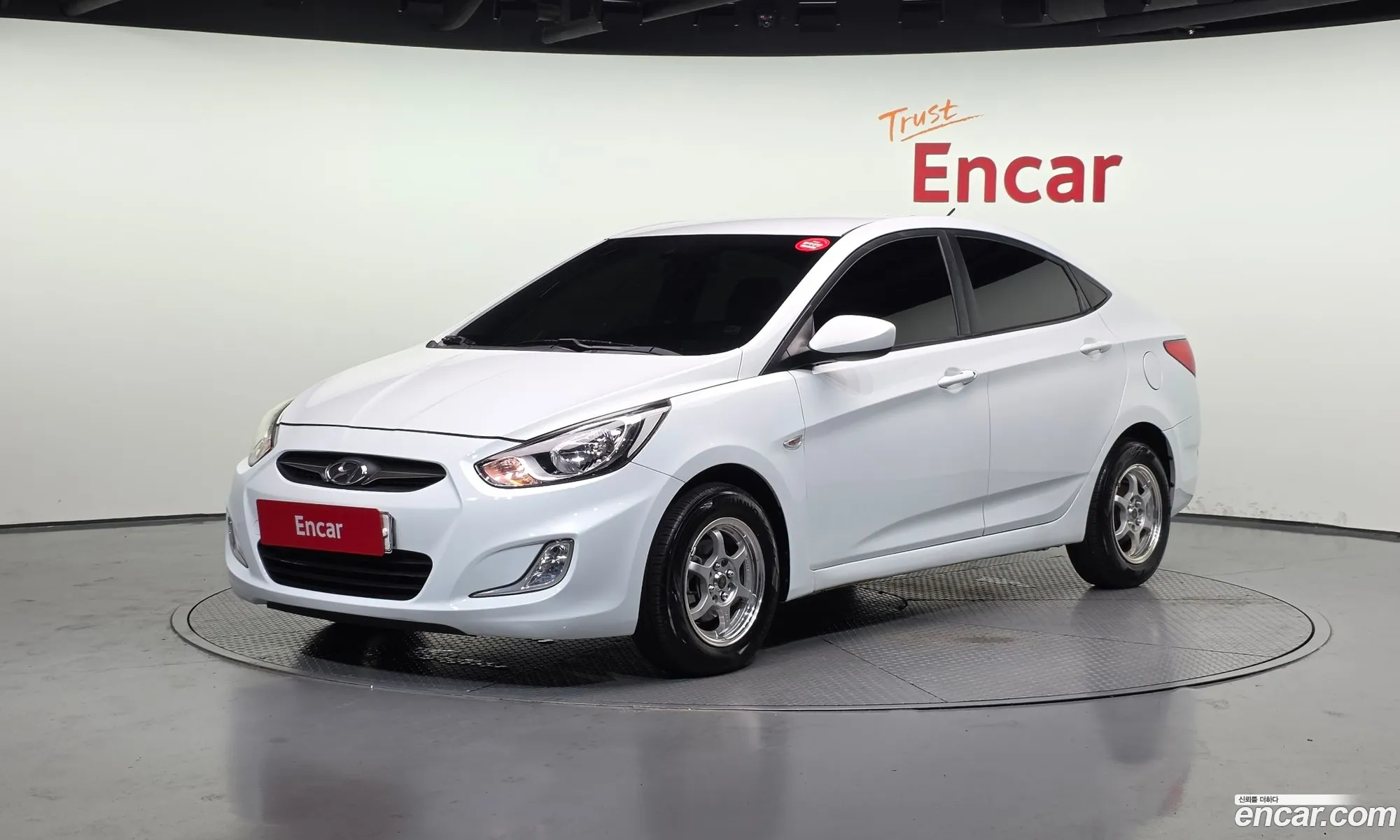 Hyundai Accent 2011 — 16