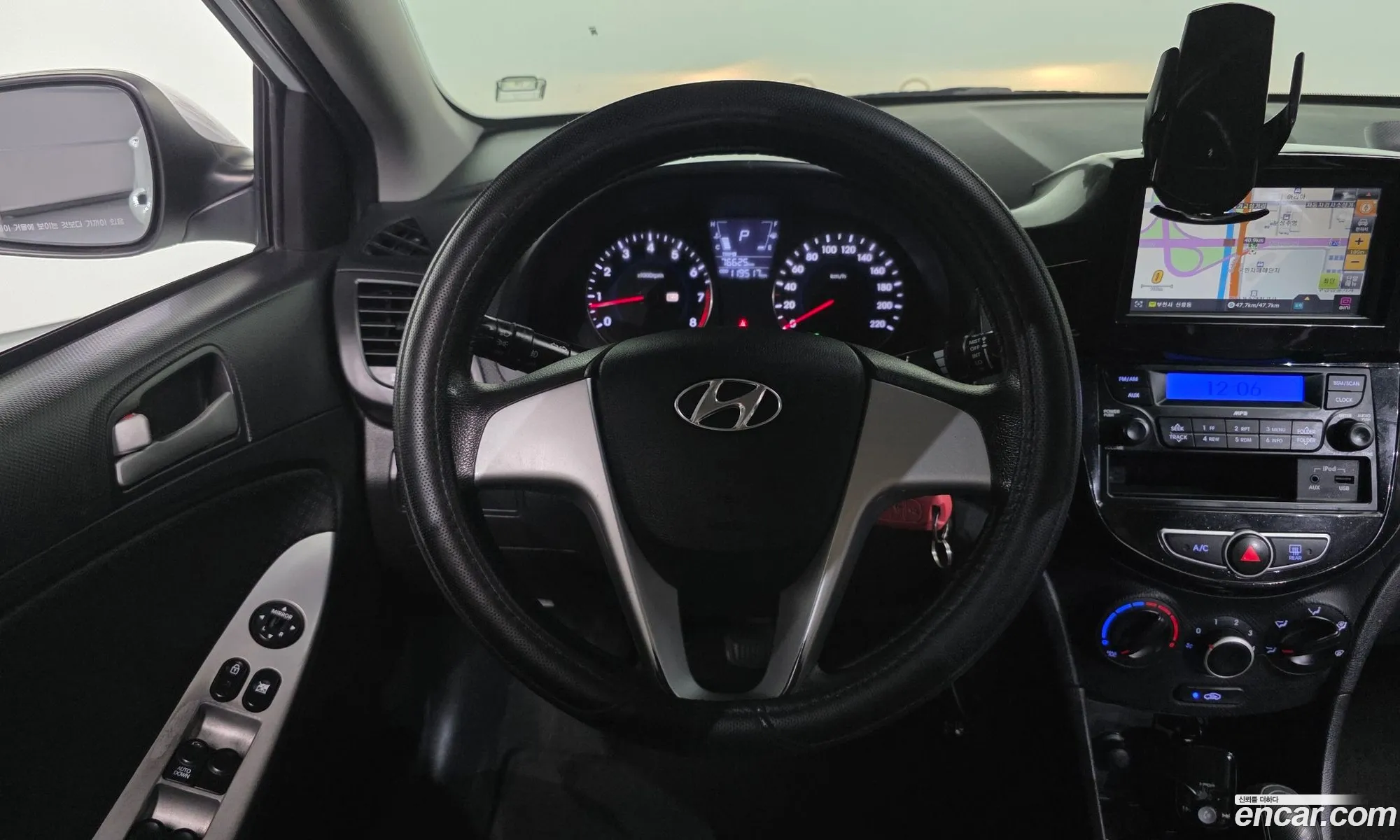 Hyundai Accent 2011 — 15
