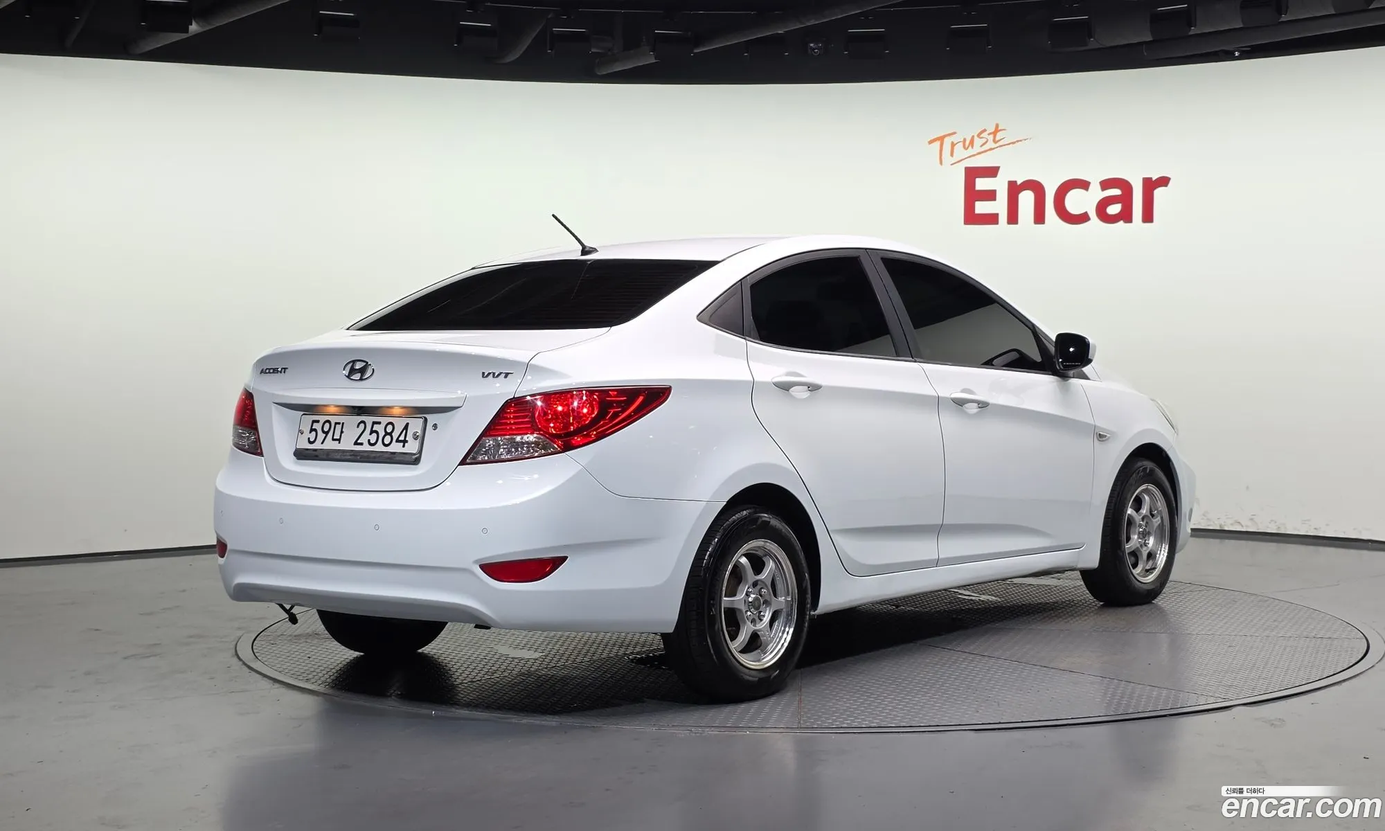 Hyundai Accent 2011 — 5