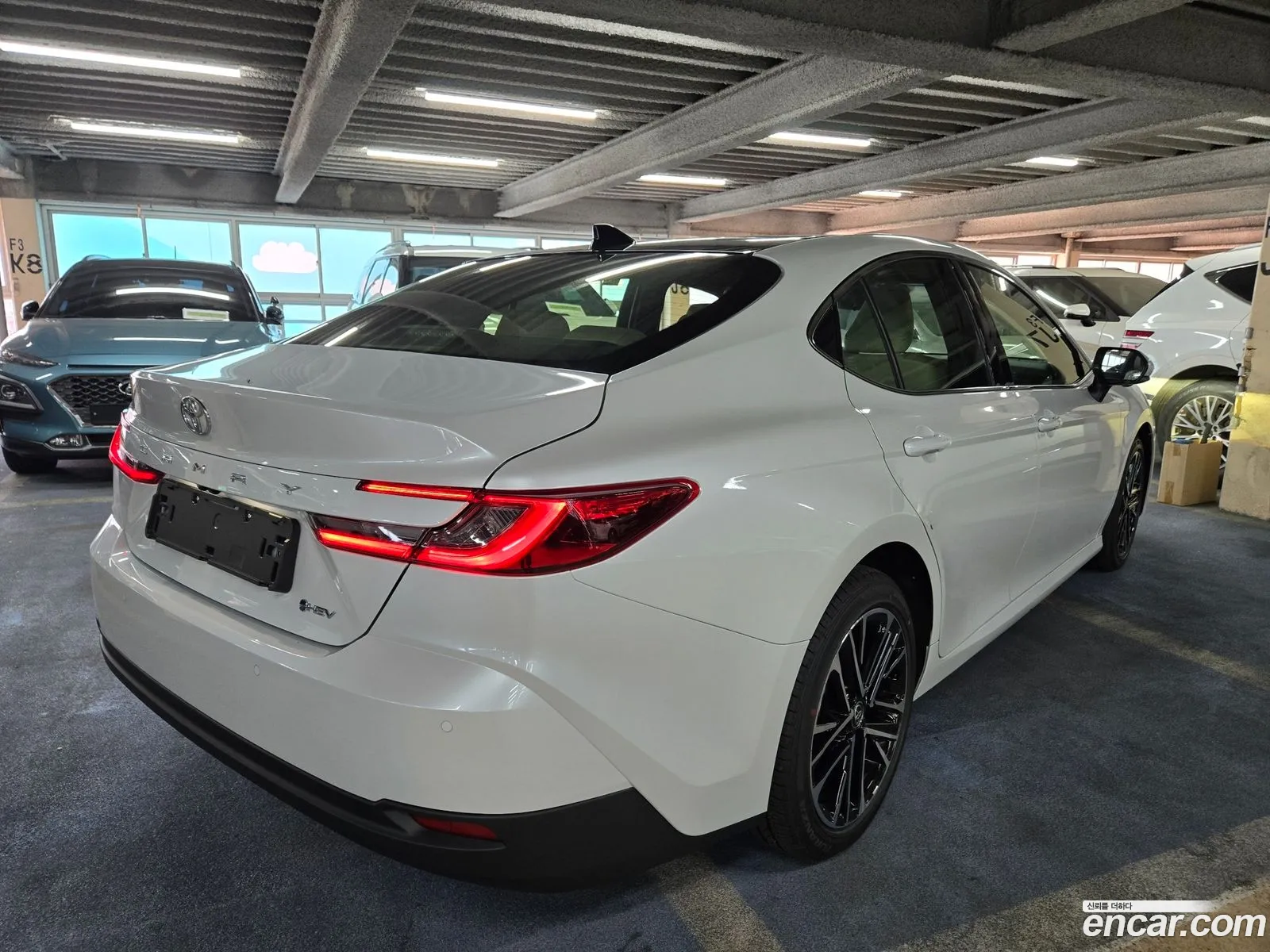 Toyota Camry 2026 — 6
