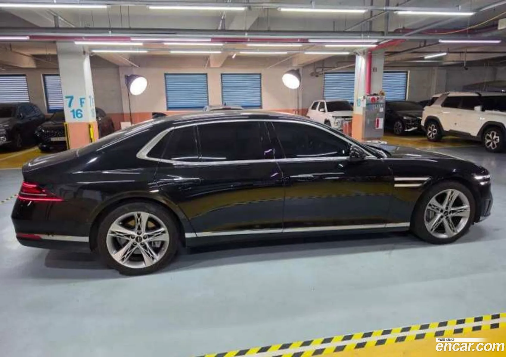 Genesis G90 2022 — 6