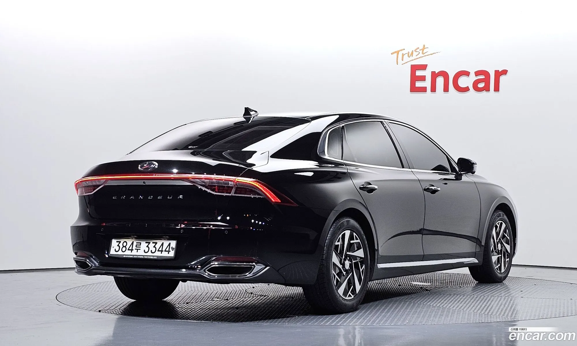 Hyundai Grandeur IG Hybrid 2020 — 20