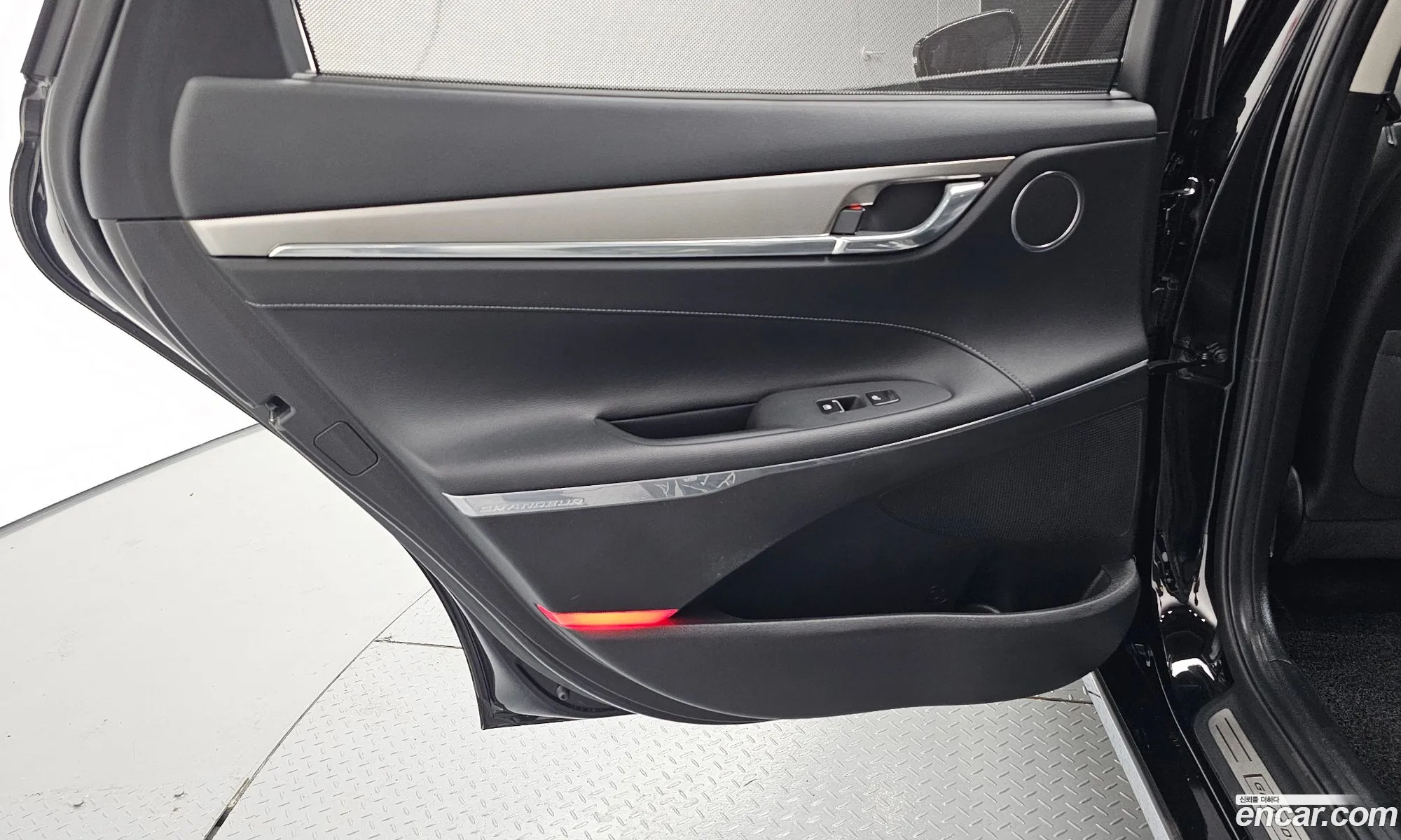 Hyundai Grandeur IG Hybrid 2020 — 19