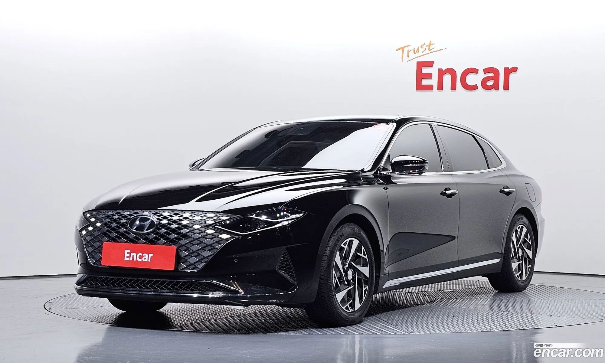 Hyundai Grandeur IG Hybrid 2020 — 13