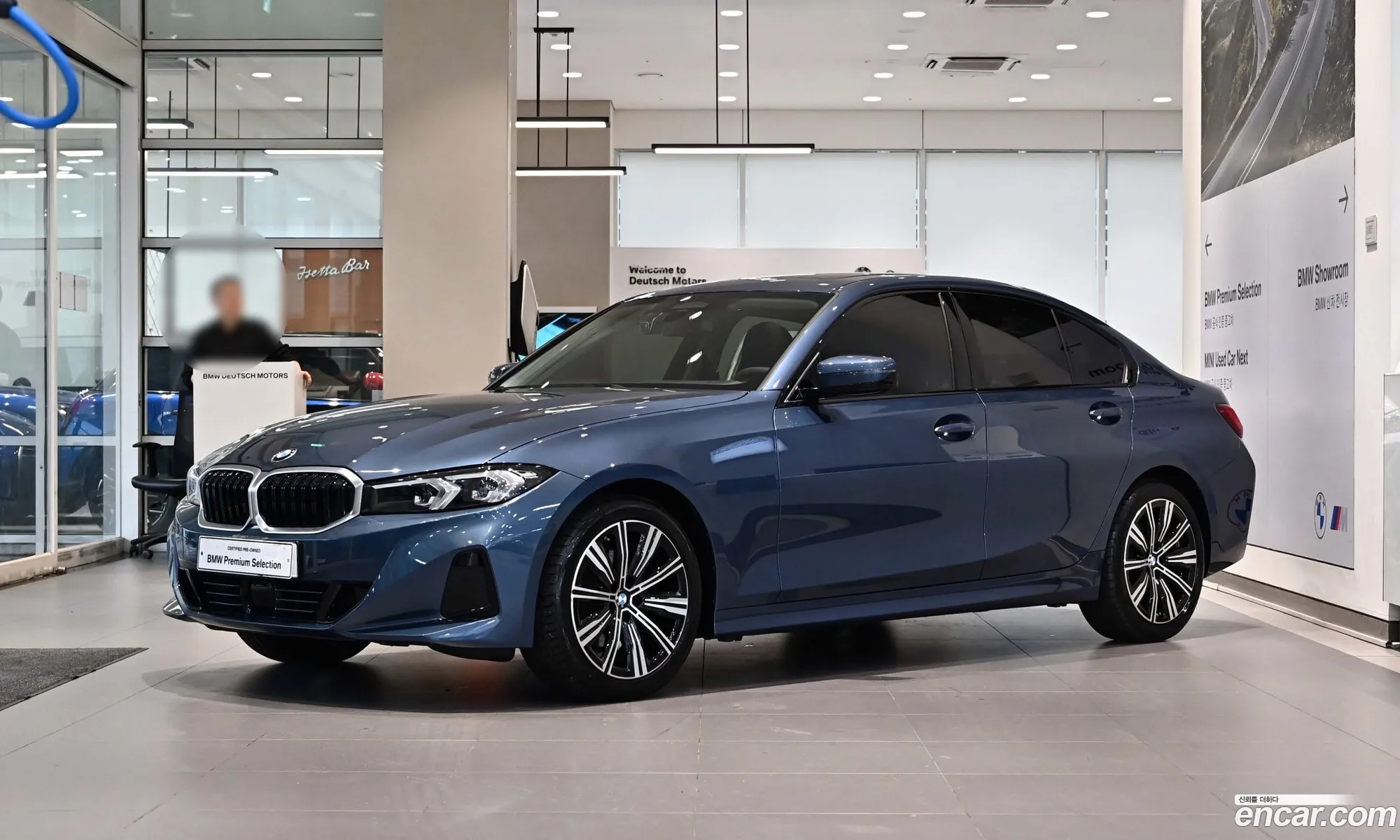 BMW 3 Series 2025 — 18