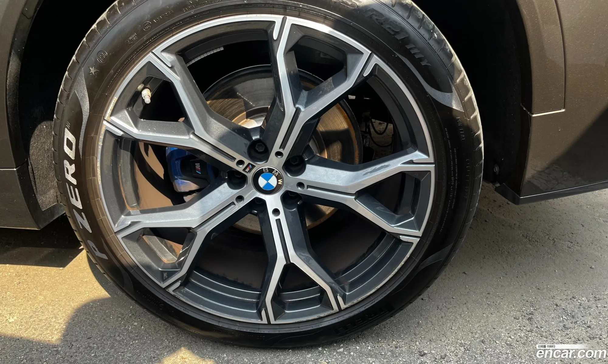 BMW X5 2023 — 18