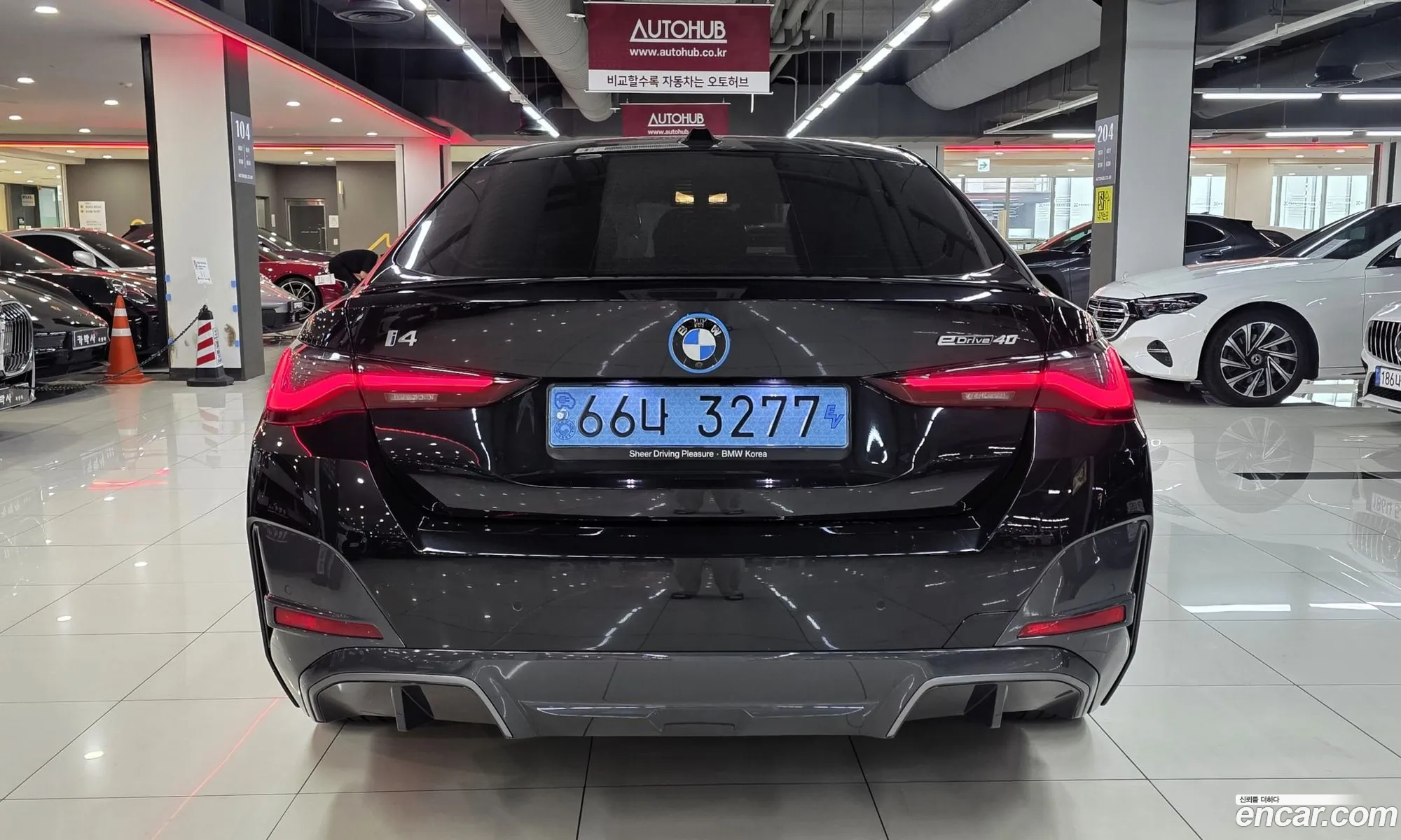 BMW i4 2023 — 2