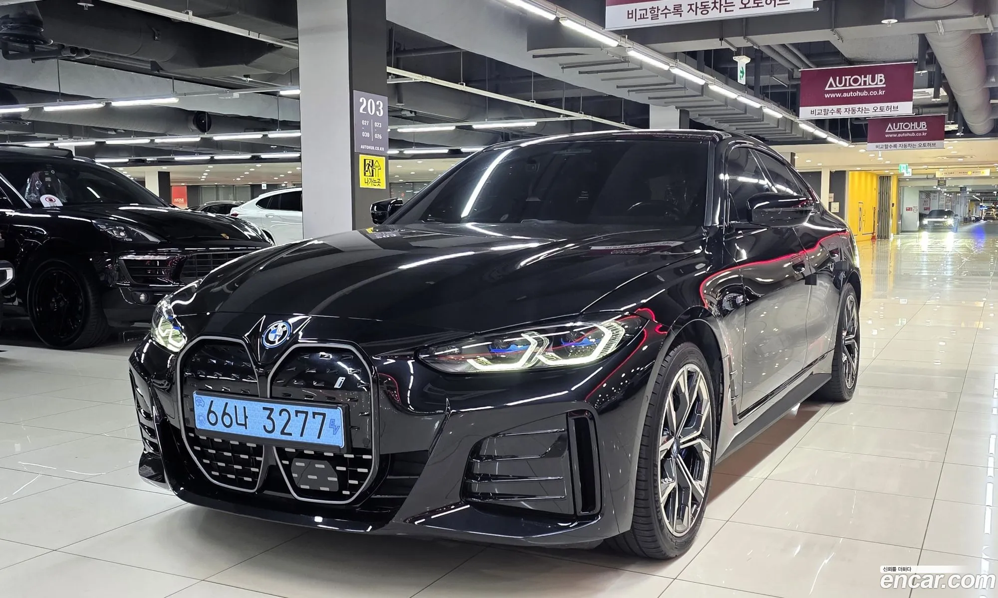 BMW i4 2023 — 18