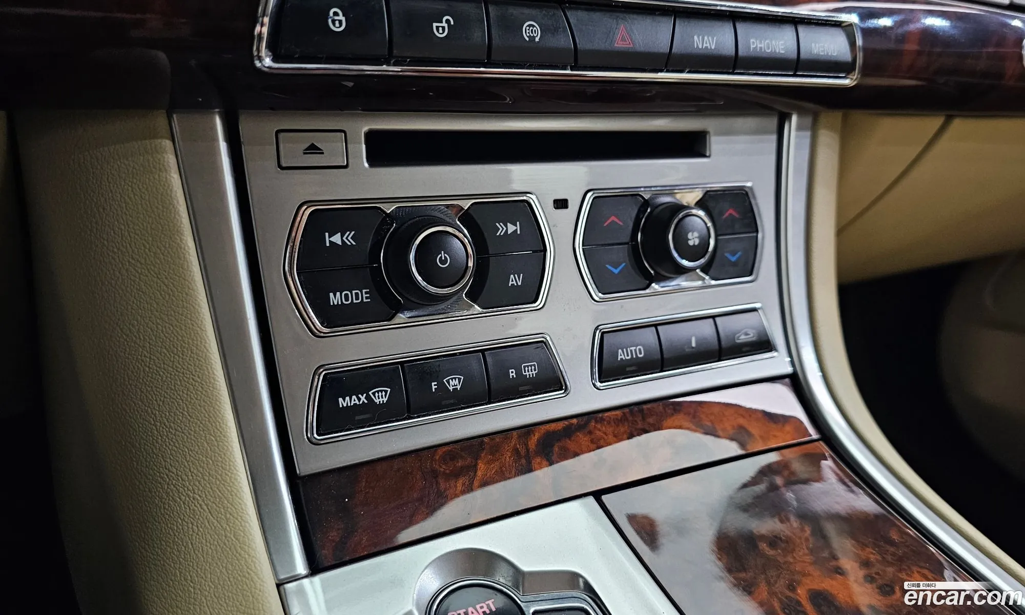 Jaguar XF 2015 SAJAA06J1FDU58845 — 8