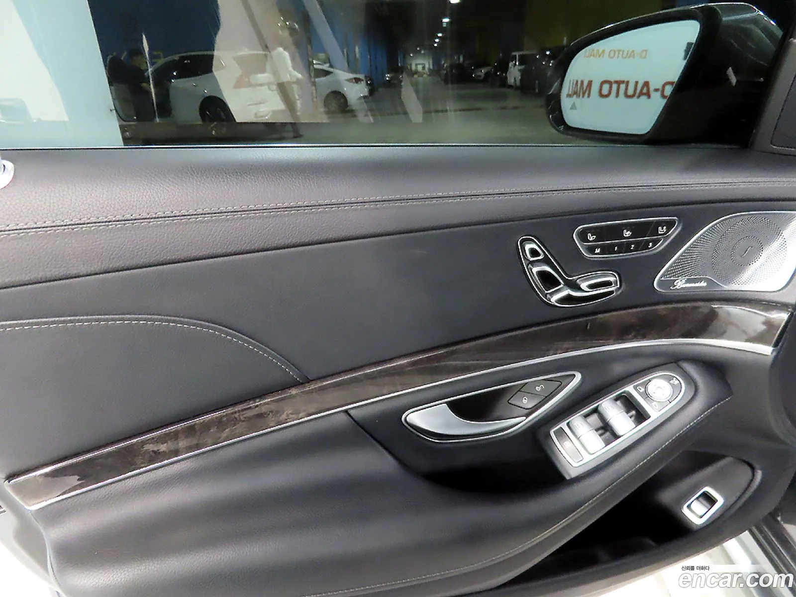 Mercedes-Benz S-Class W222 2018 — 18