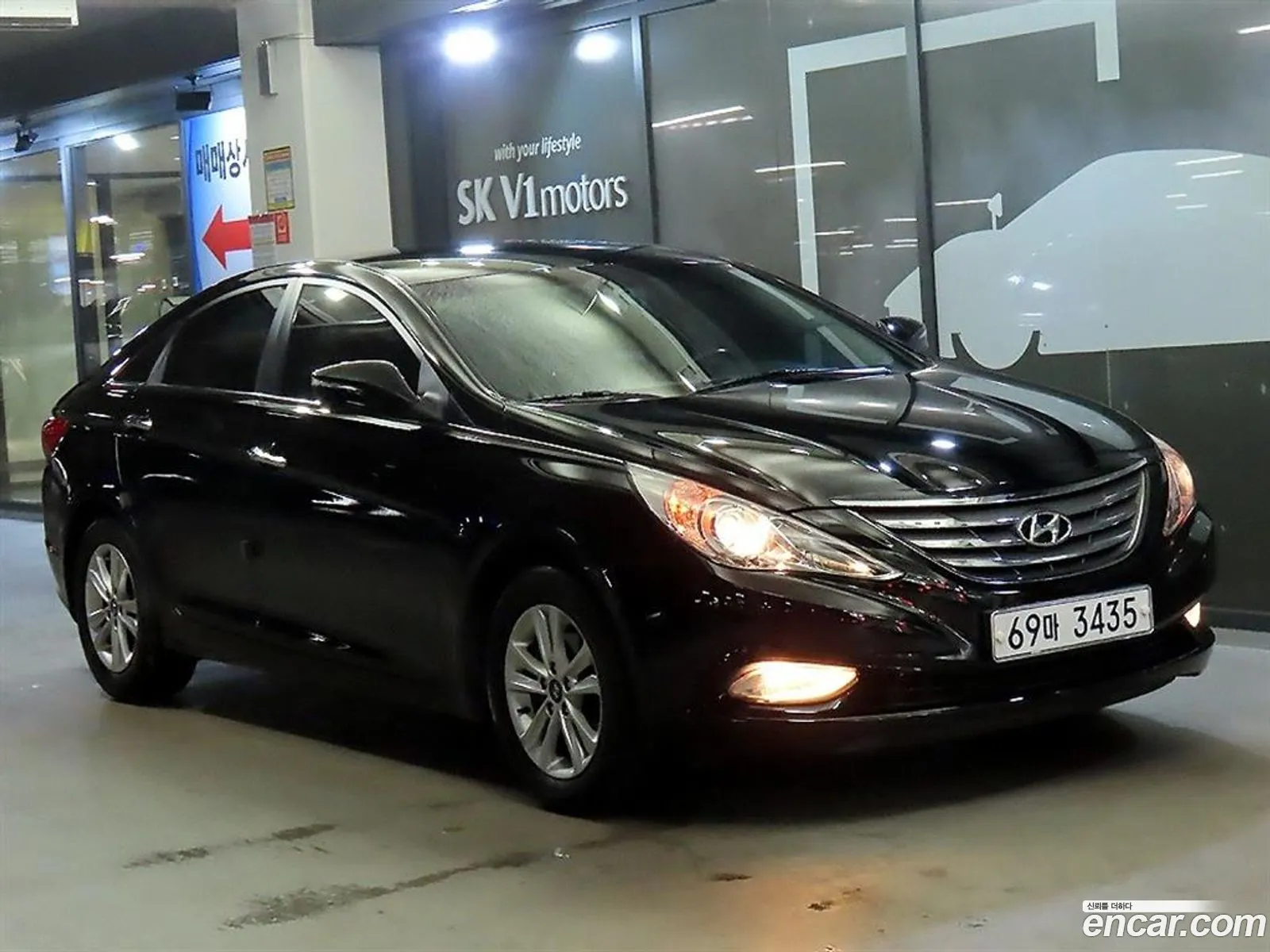 Hyundai YF Sonata 2012 — 18