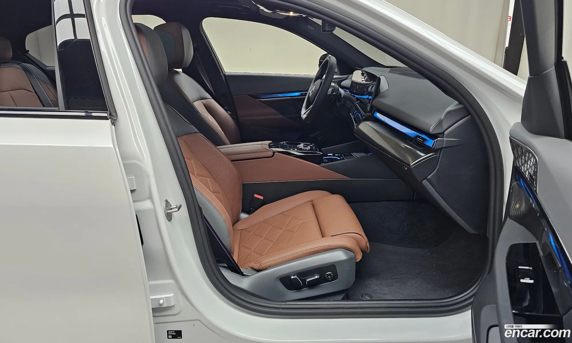 BMW 5 Series 2025 — 3