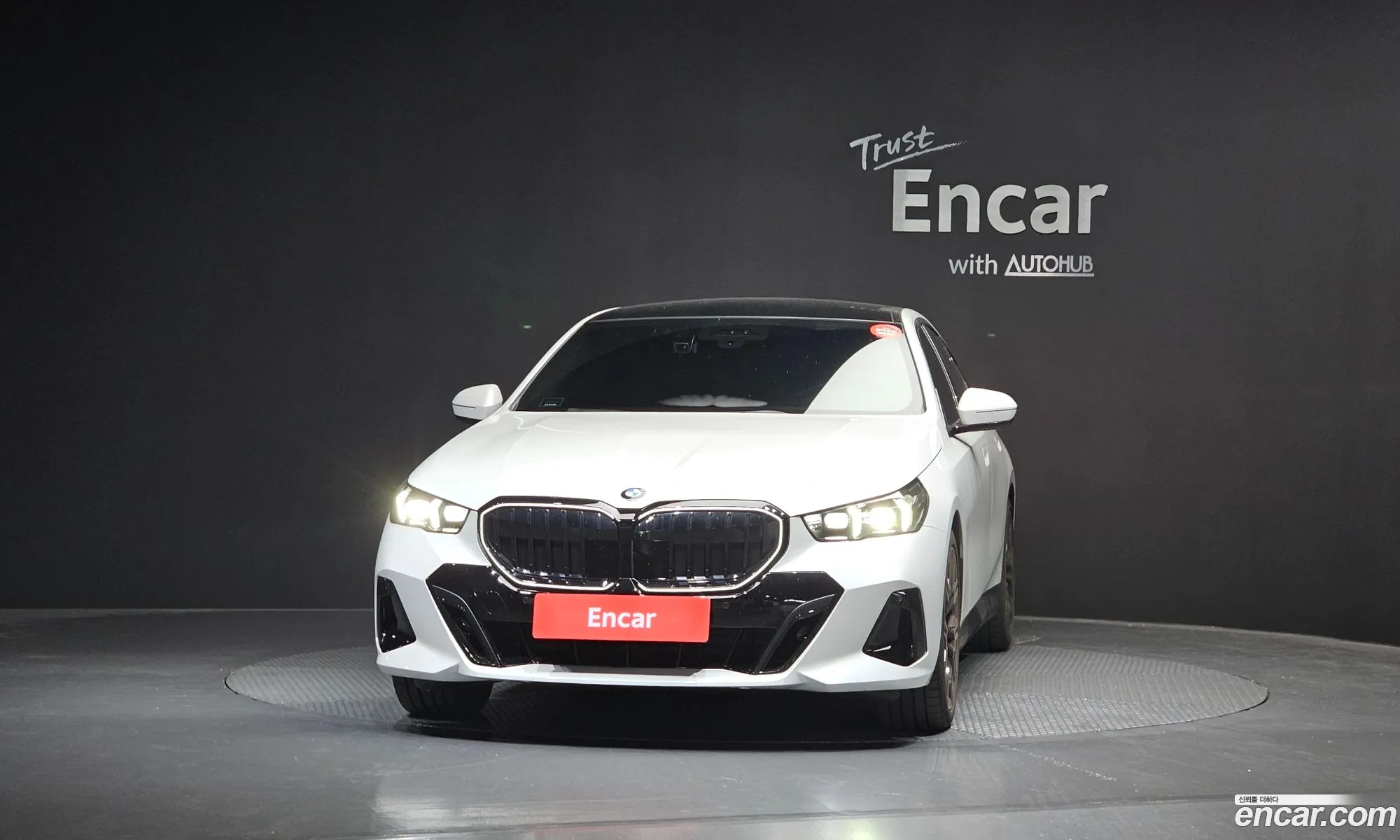 BMW 5 Series 2025 — 27