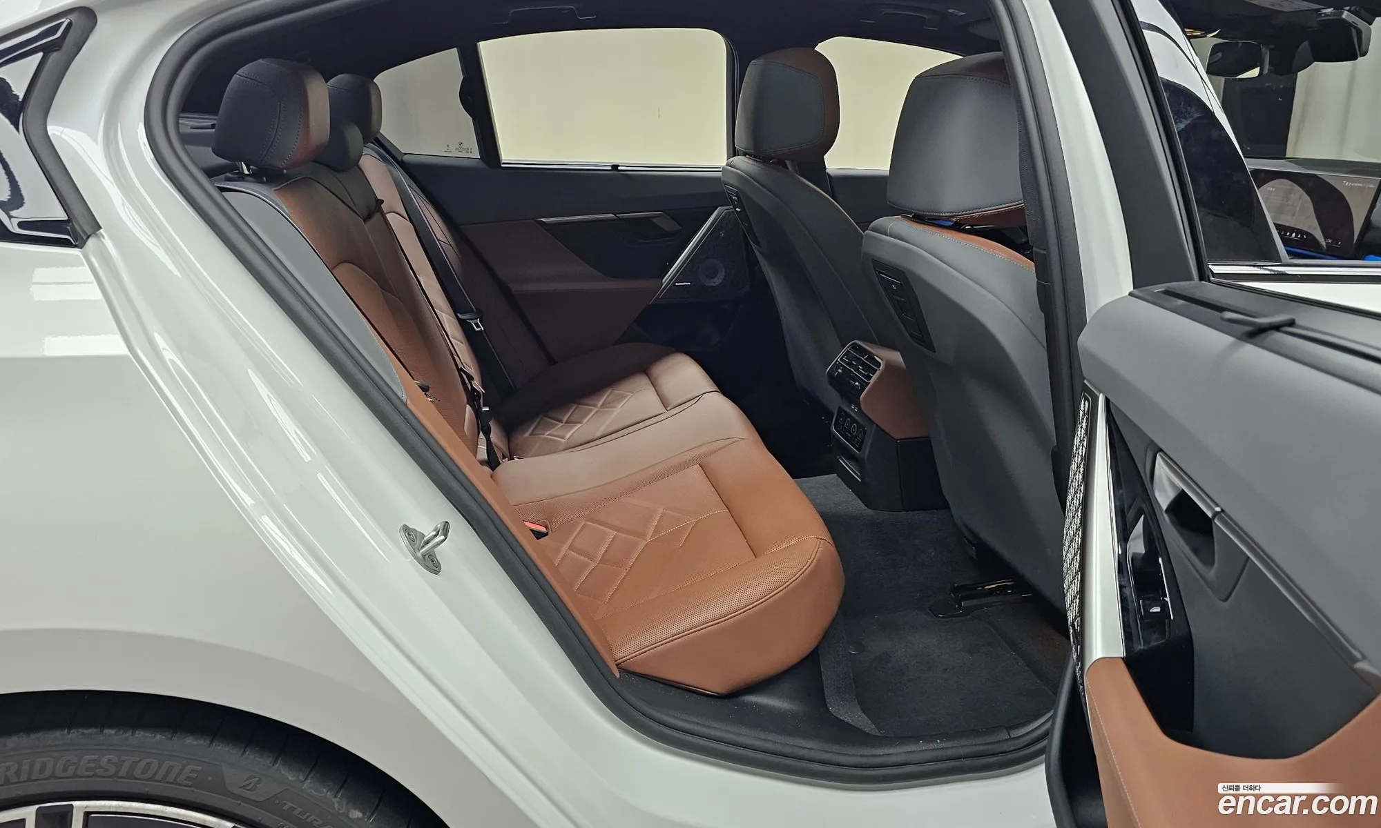 BMW 5 Series 2025 — 5