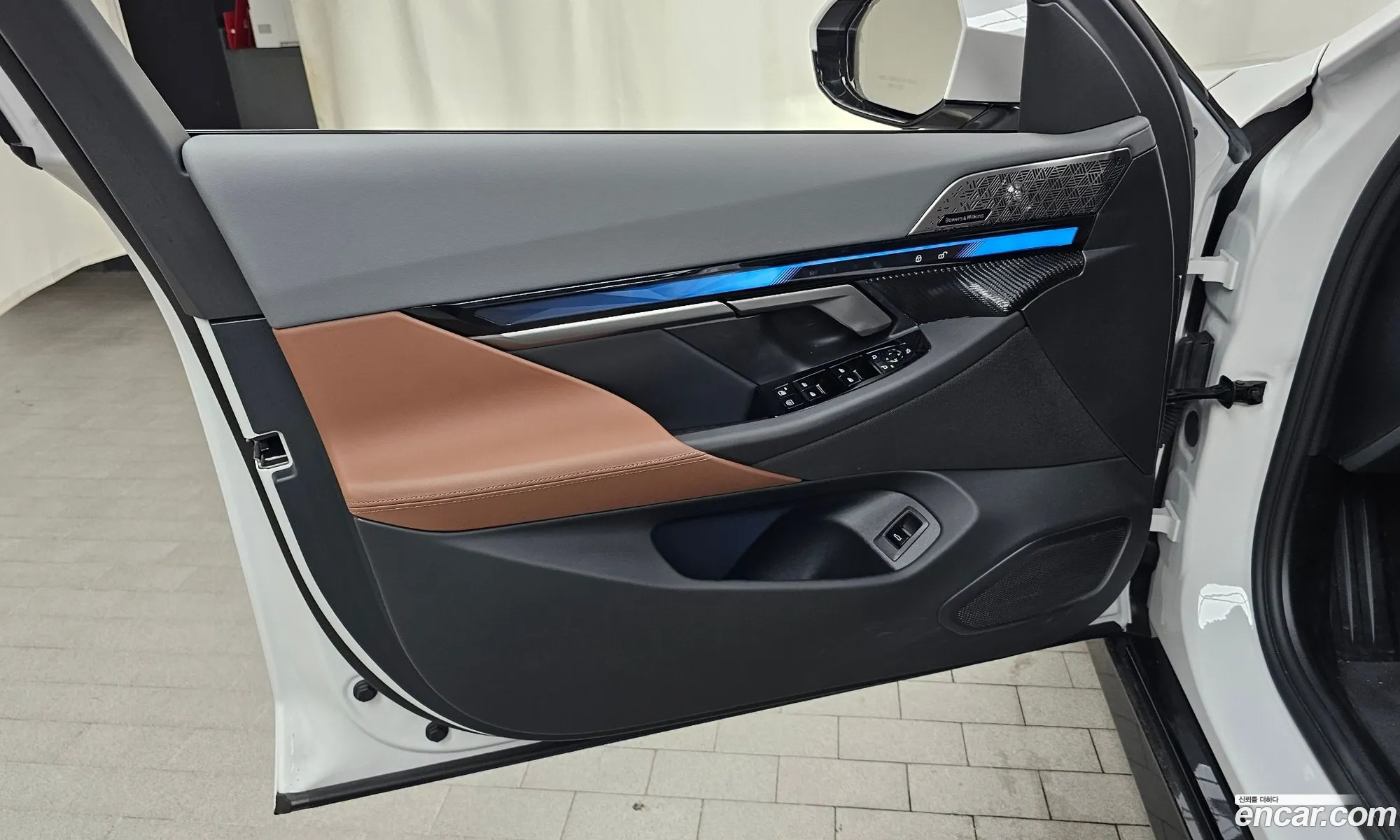BMW 5 Series 2025 — 30