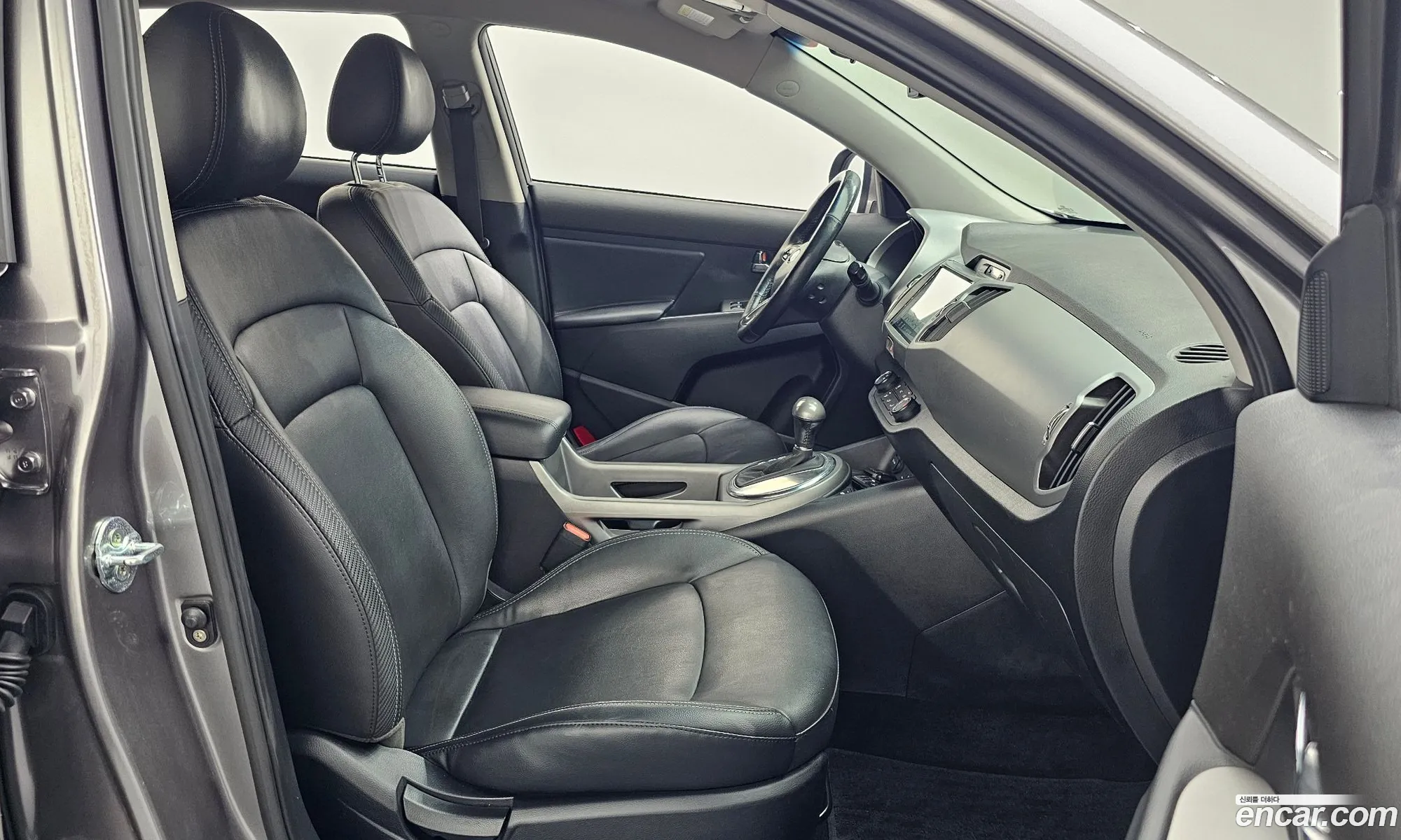 Kia Sportage R 2014 — 32
