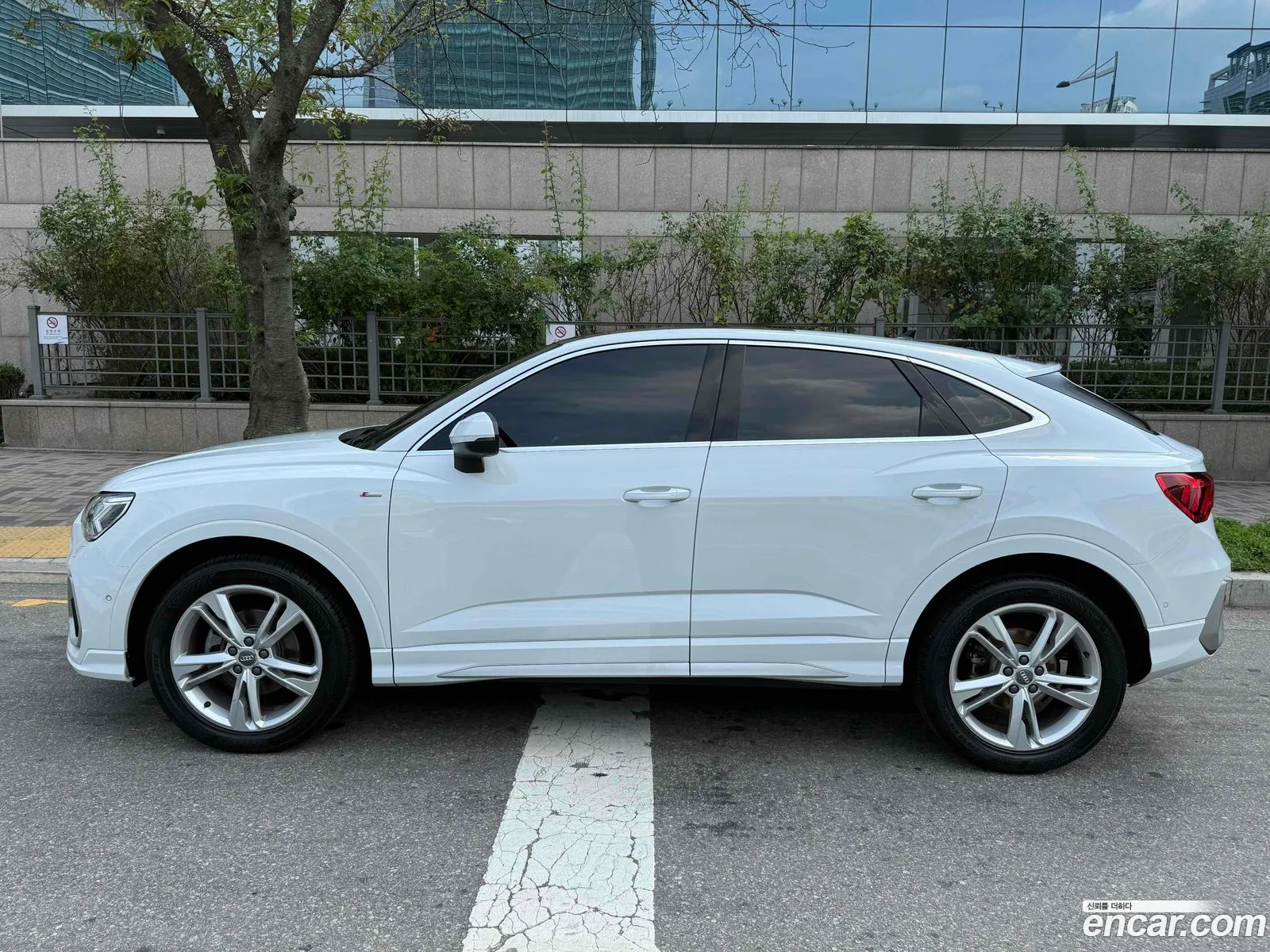 Audi Q3 2020 — 14