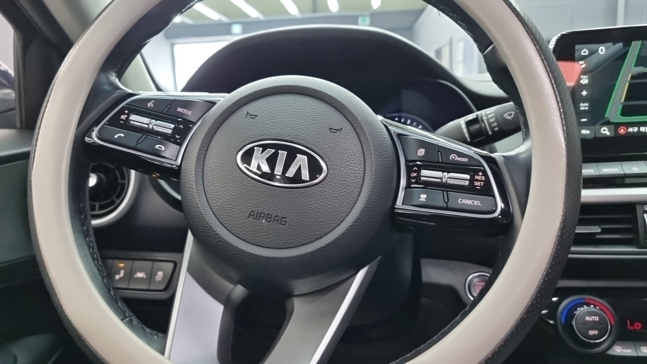Kia K3 2018 — 13