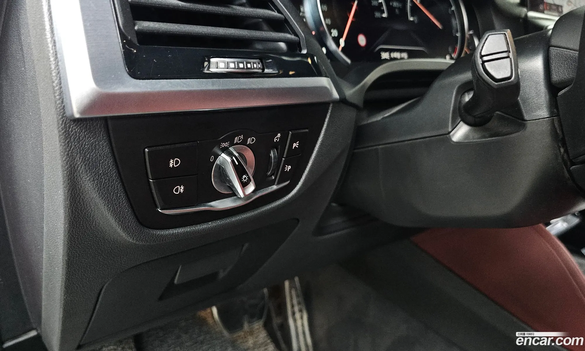 BMW X4 2019 WBAVJ110XKLF65011 — 27