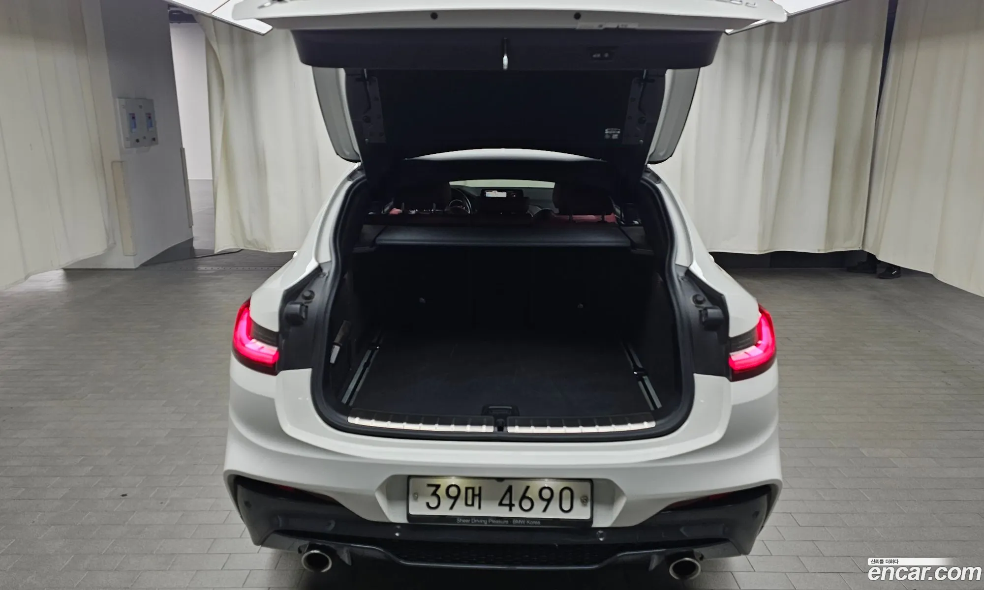 BMW X4 2019 WBAVJ110XKLF65011 — 31