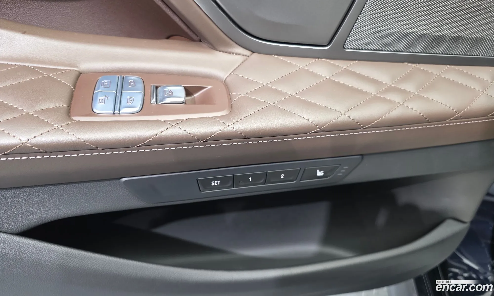 BMW 7 Series 2021 — 36