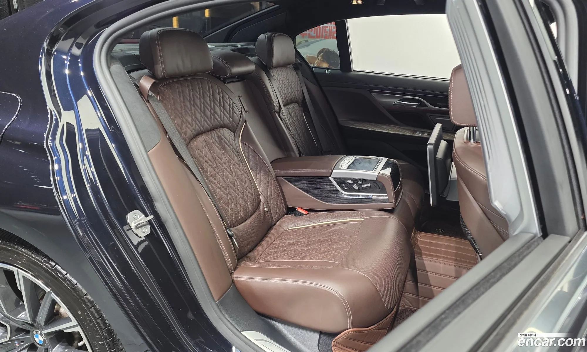 BMW 7 Series 2021 — 30