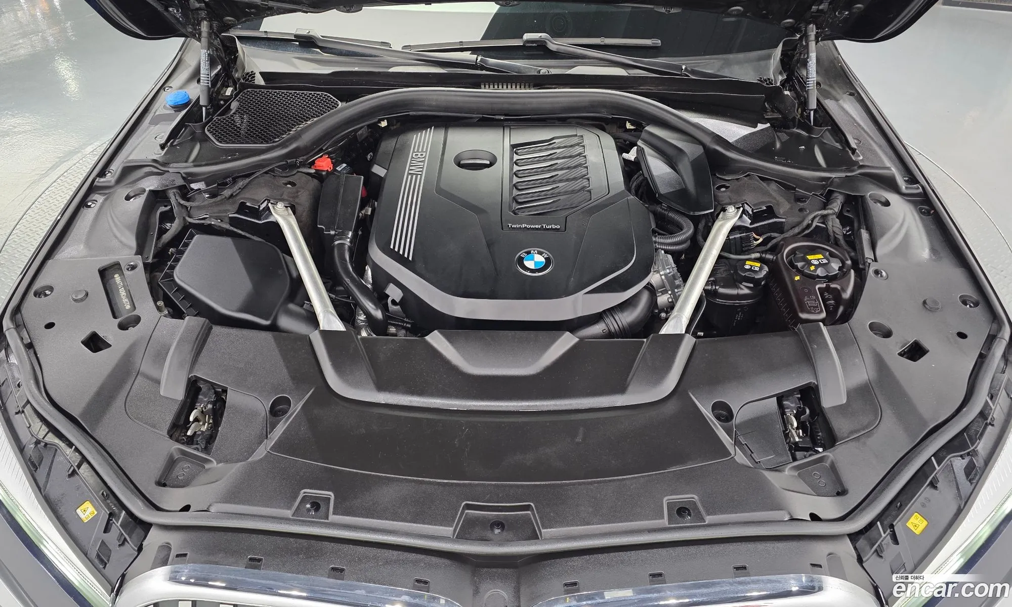 BMW 7 Series 2021 — 12