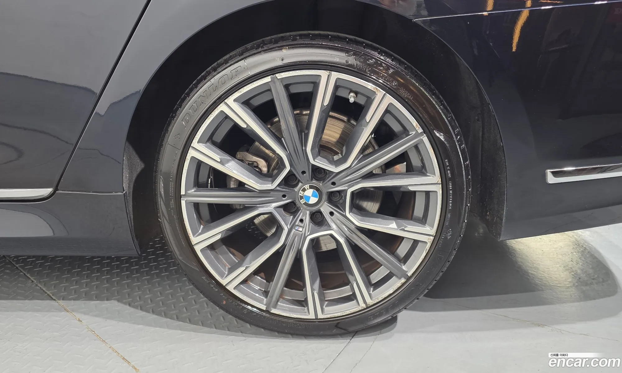 BMW 7 Series 2021 — 20