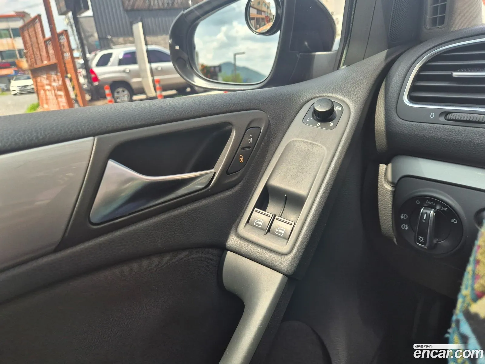 Volkswagen Golf 6th Gen 2011 — 19