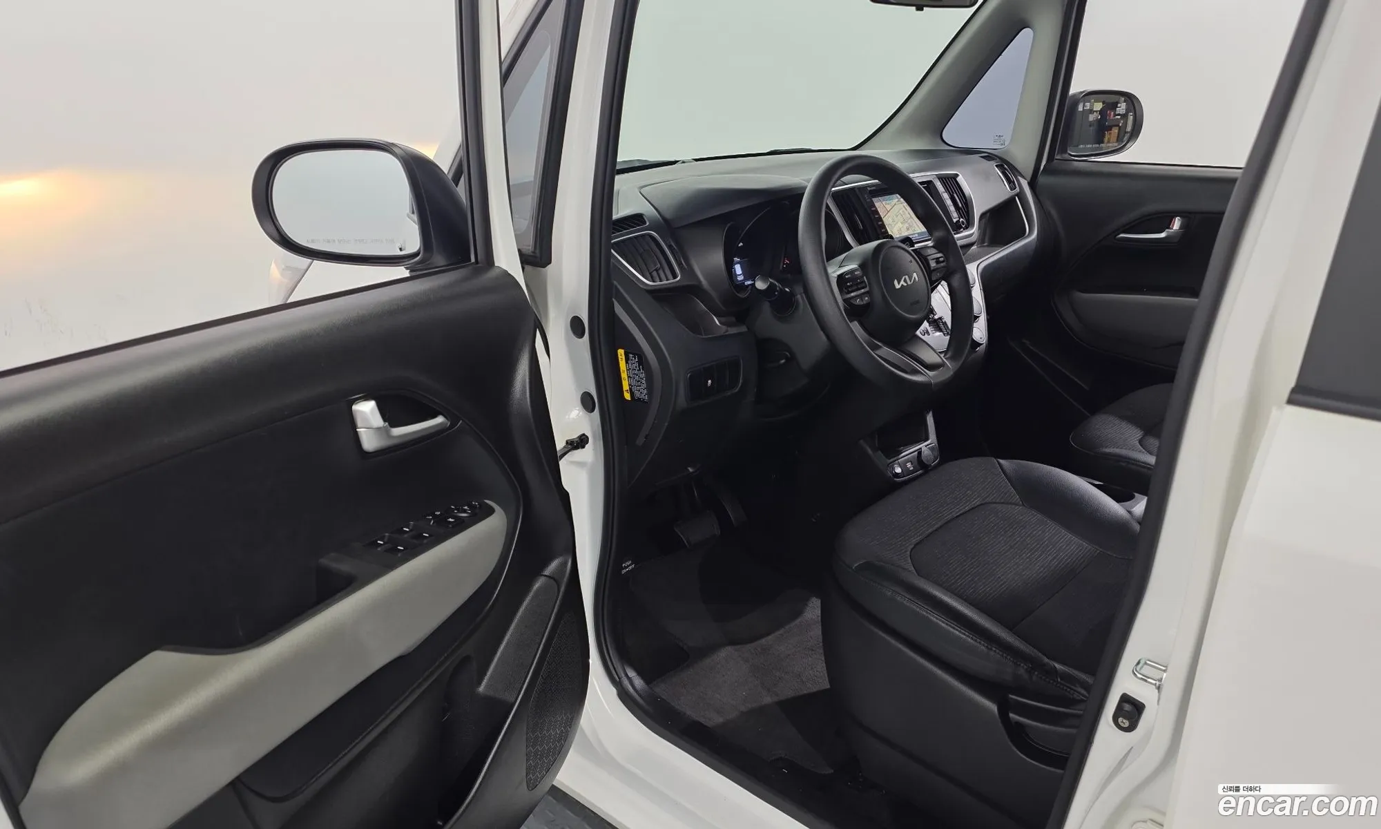 Kia Ray 2022 KNACG811BNT302812 — 7