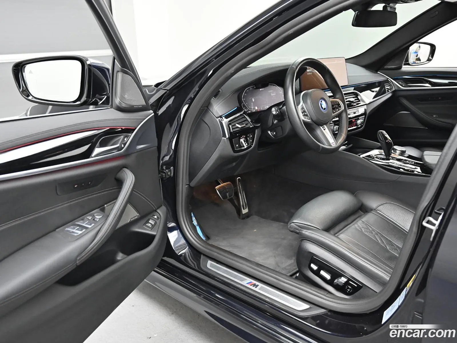 BMW 5 Series 2021 — 12