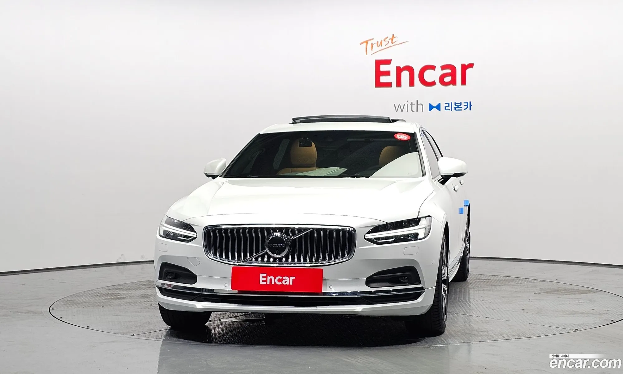 Volvo S90 2021 — 33