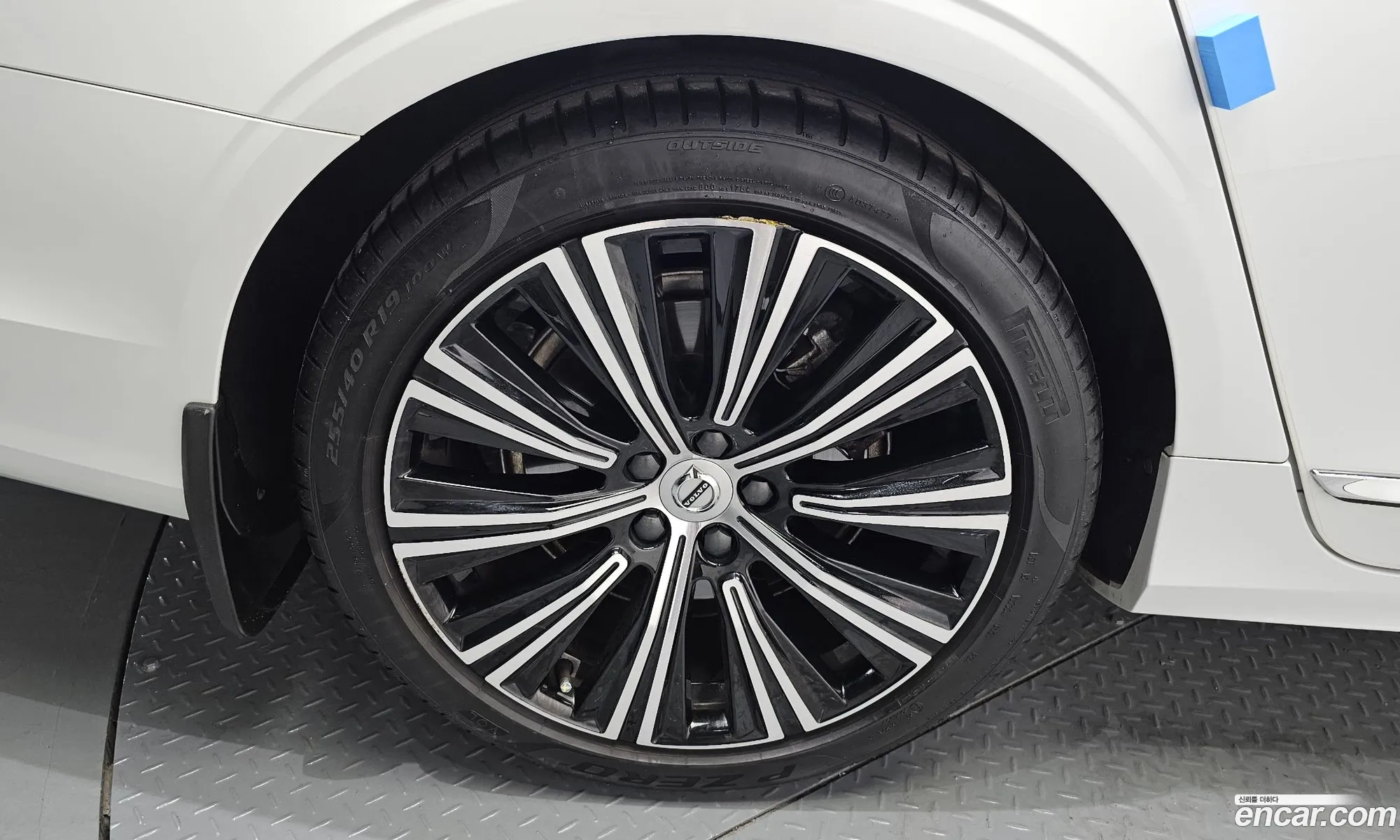 Volvo S90 2021 — 15