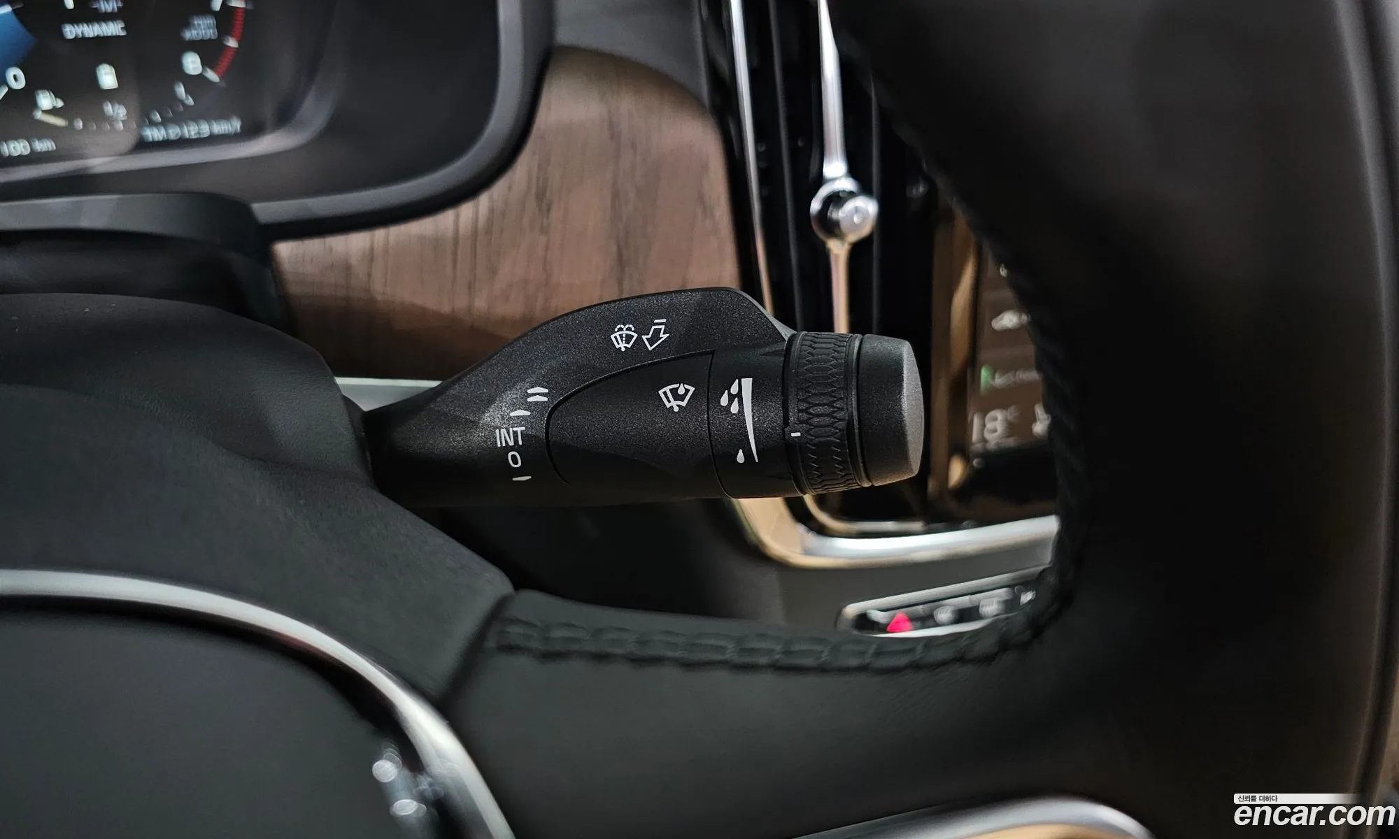 Volvo S90 2021 — 25
