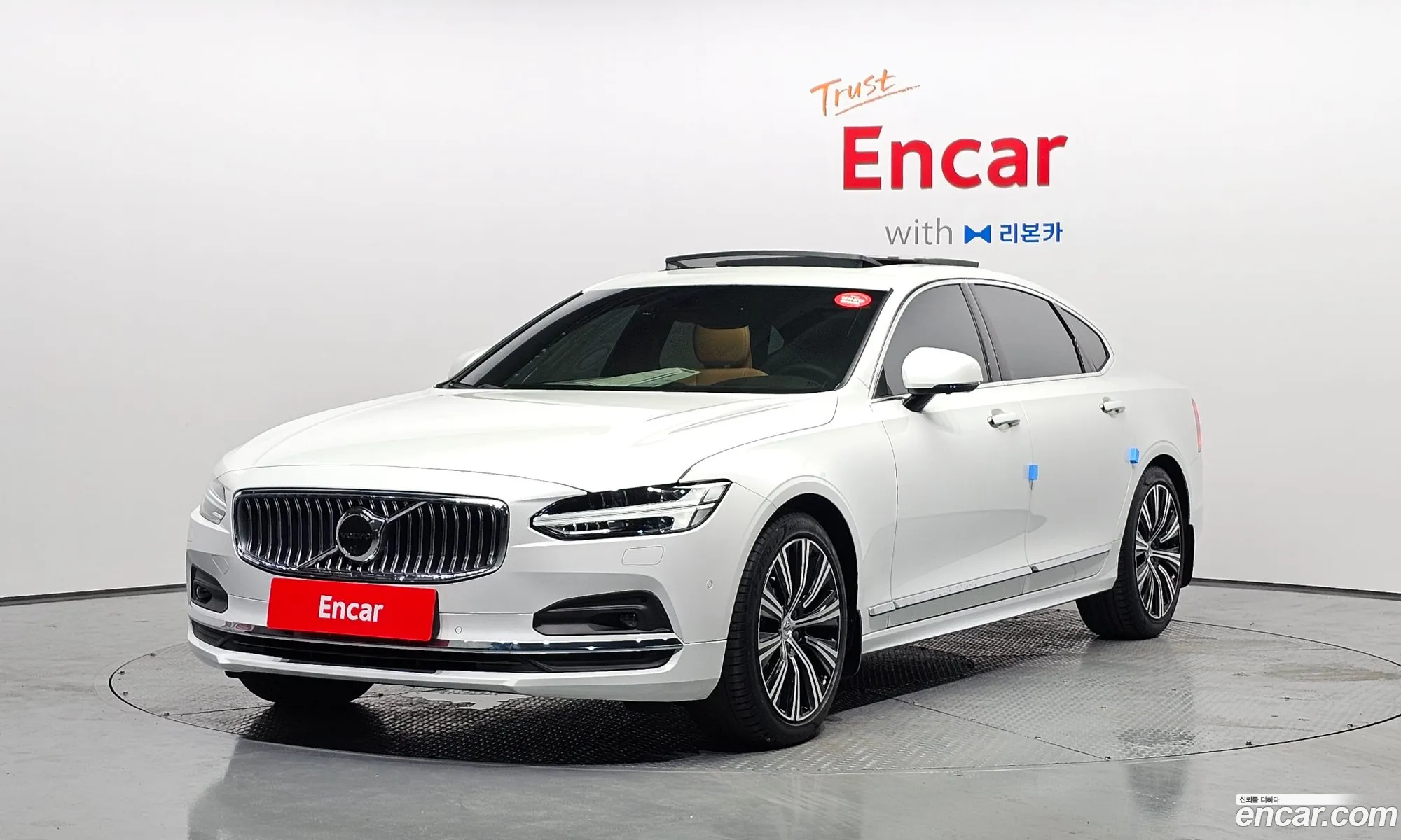 Volvo S90 2021 — 24
