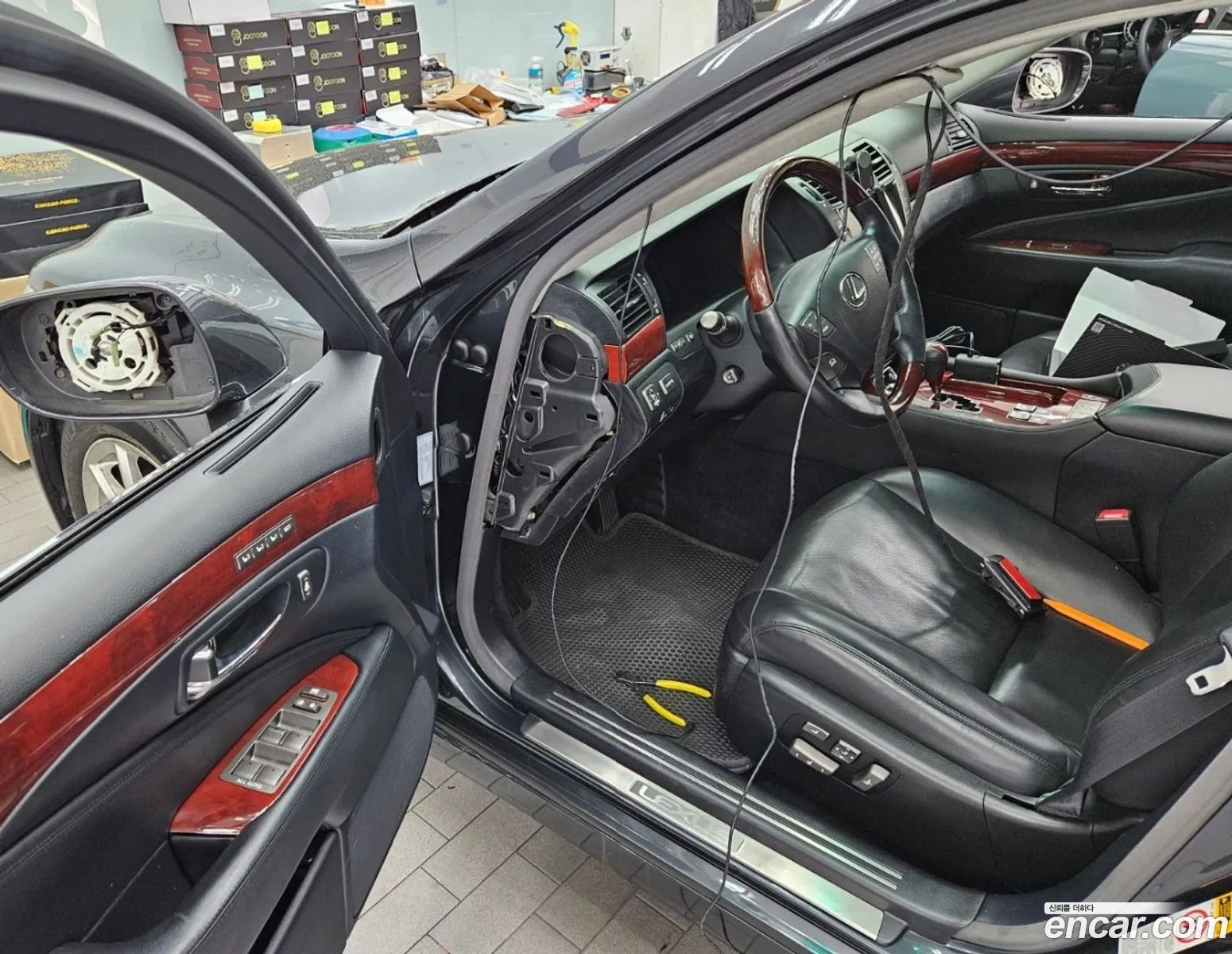 Lexus LS460 2008 — 9