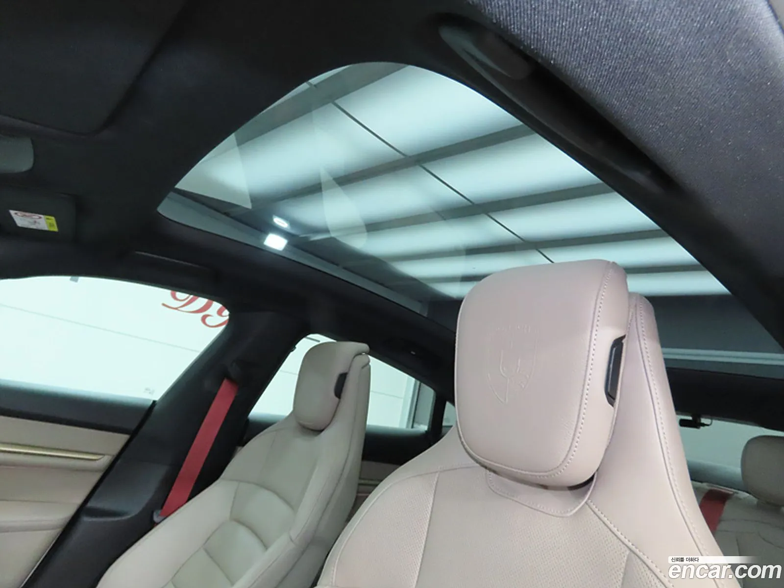 Porsche Taycan 2023 — 6