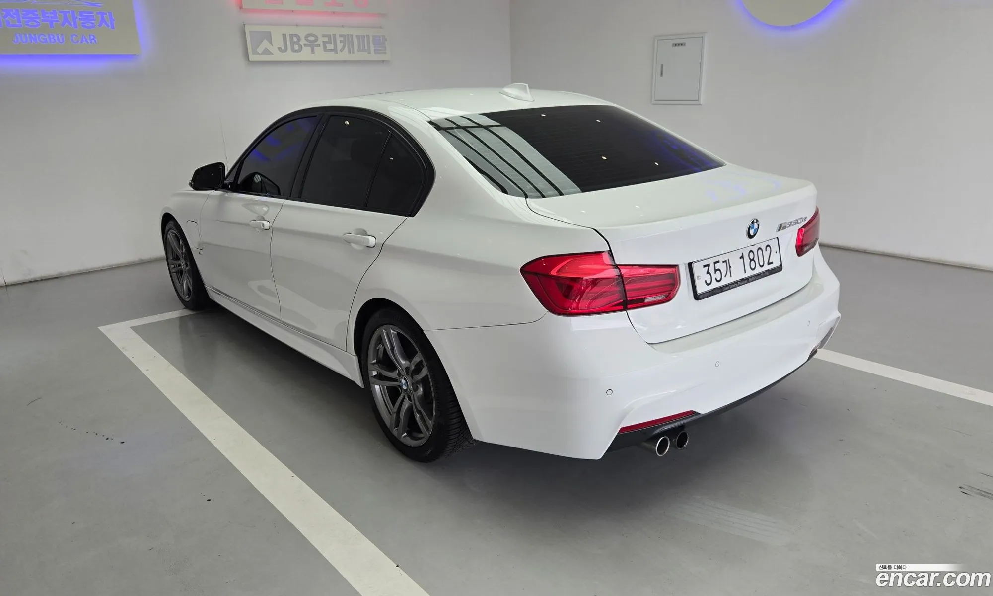 BMW 3 Series 2018 — 8