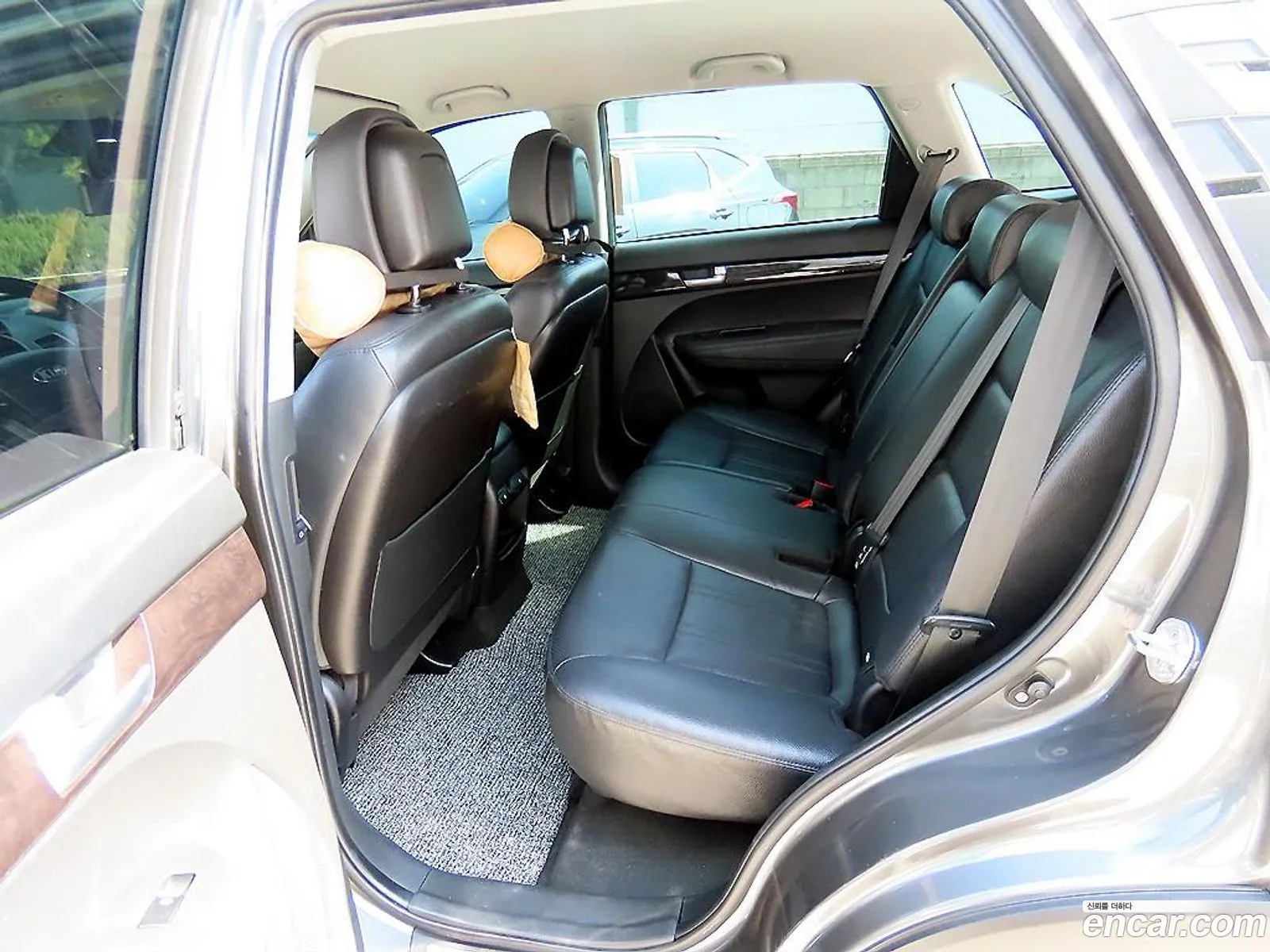 Kia Sorento R 2012 — 16