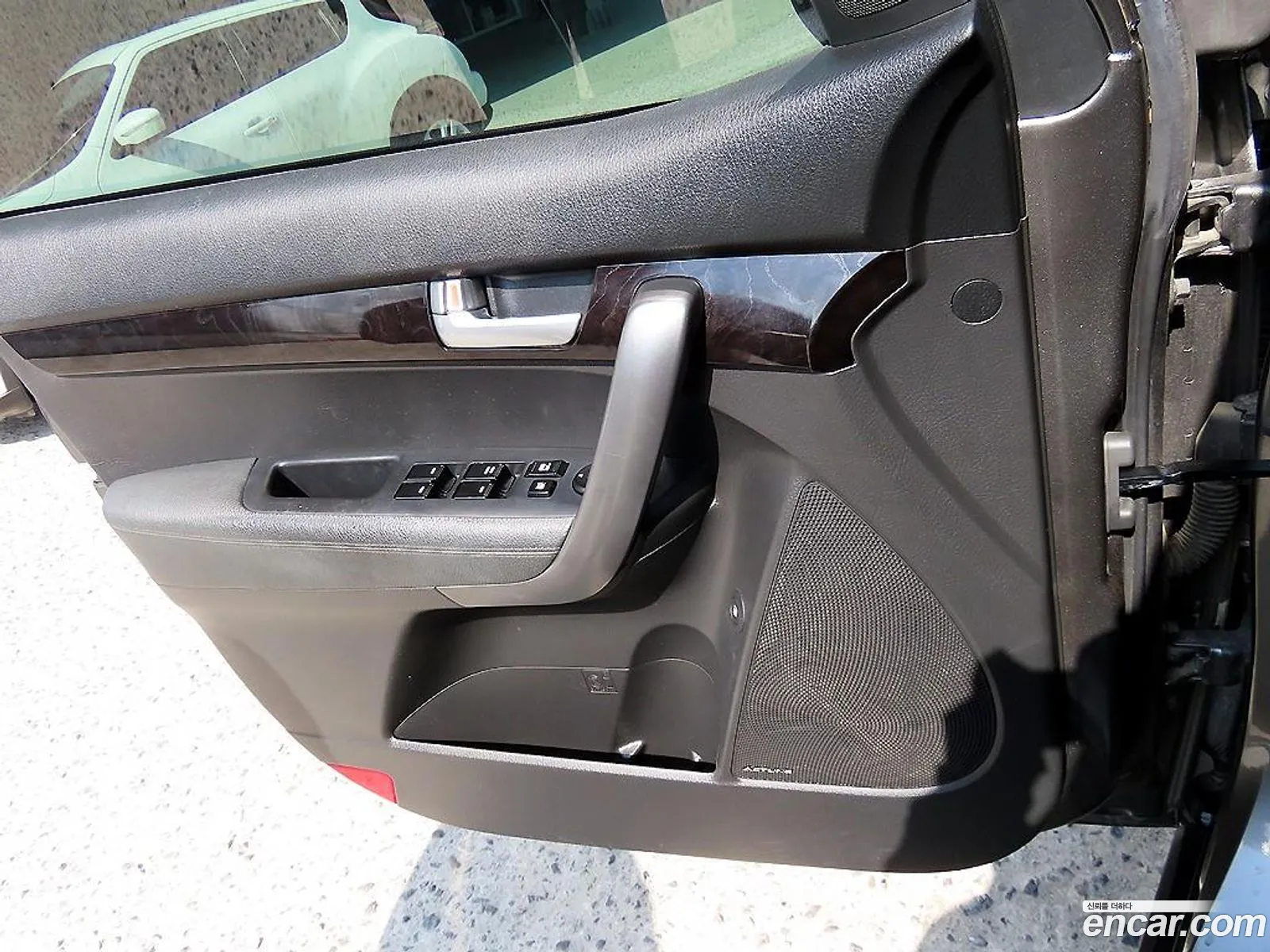 Kia Sorento R 2012 — 15