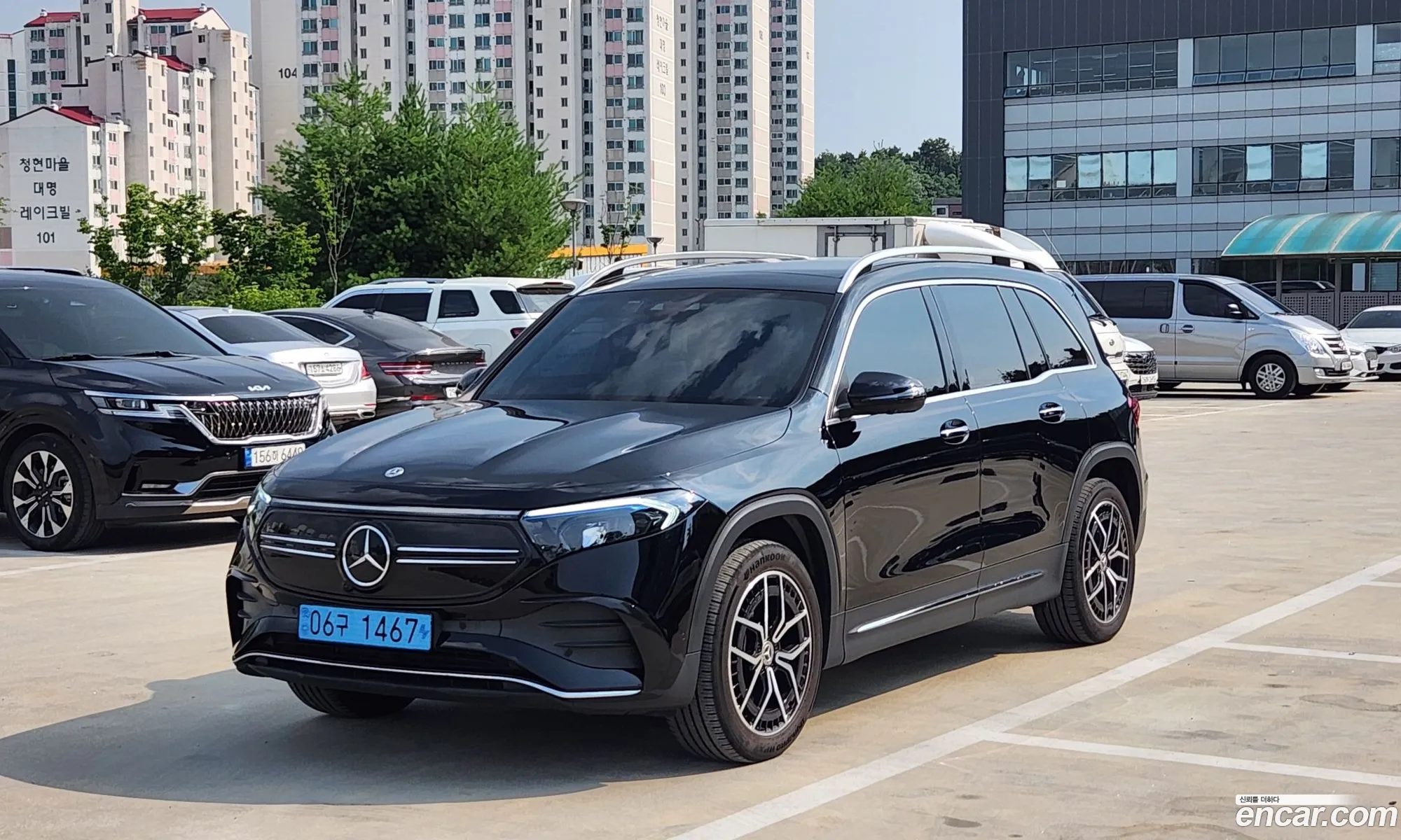 Mercedes-Benz EQB X243 2023 — 18