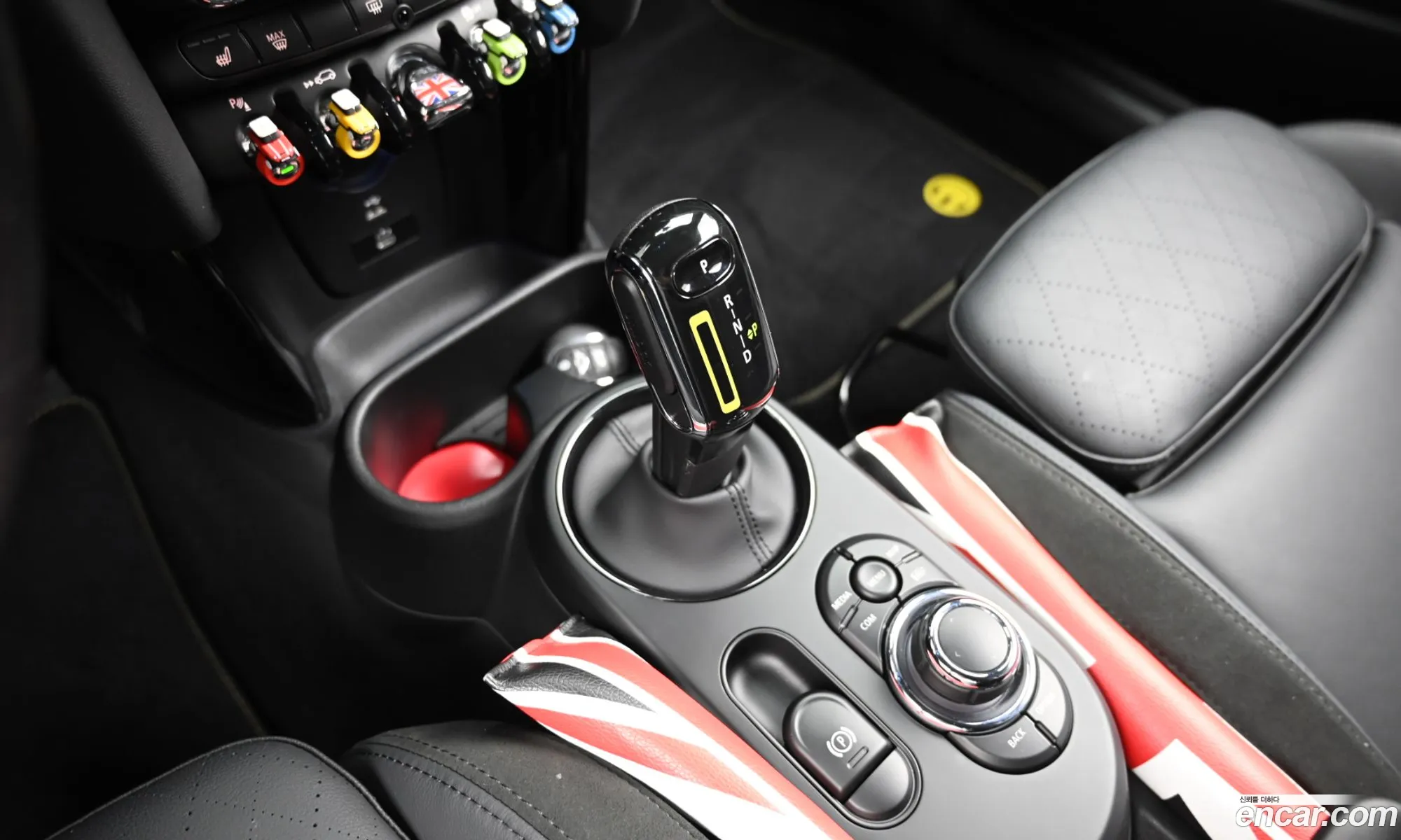 Mini Cooper Electric 2023 — 9