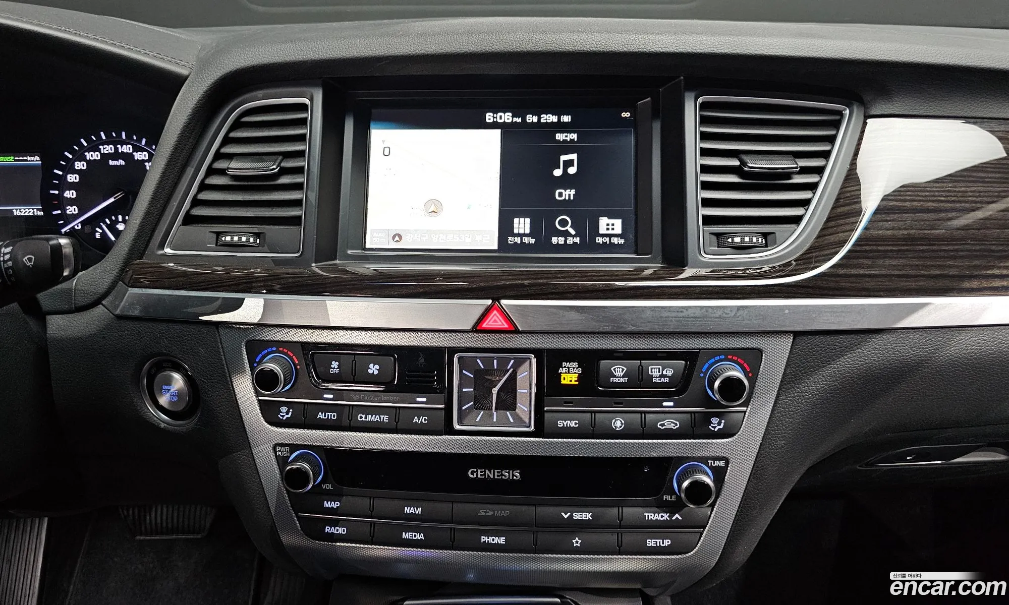 Genesis G80 2019 — 14
