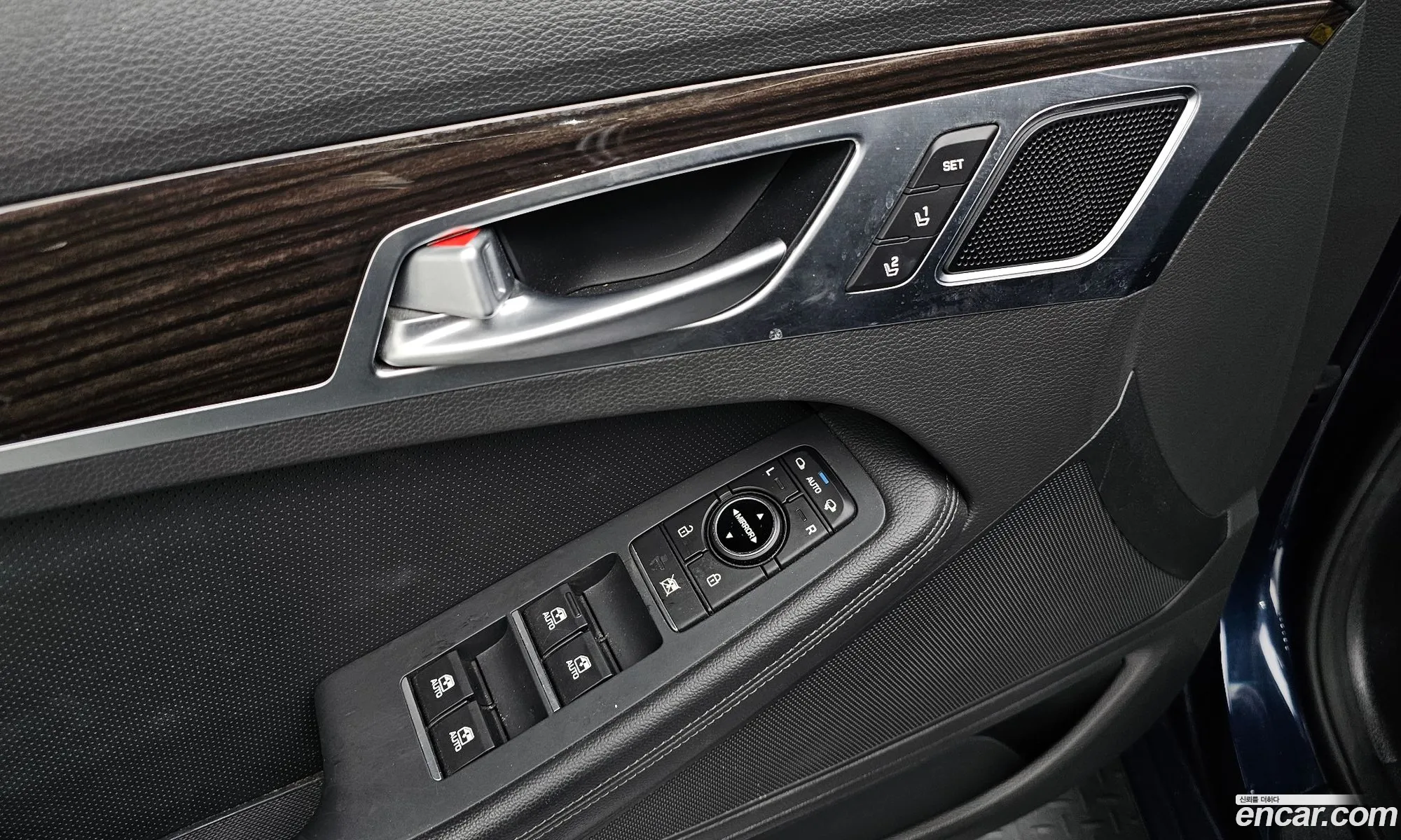 Genesis G80 2019 — 2