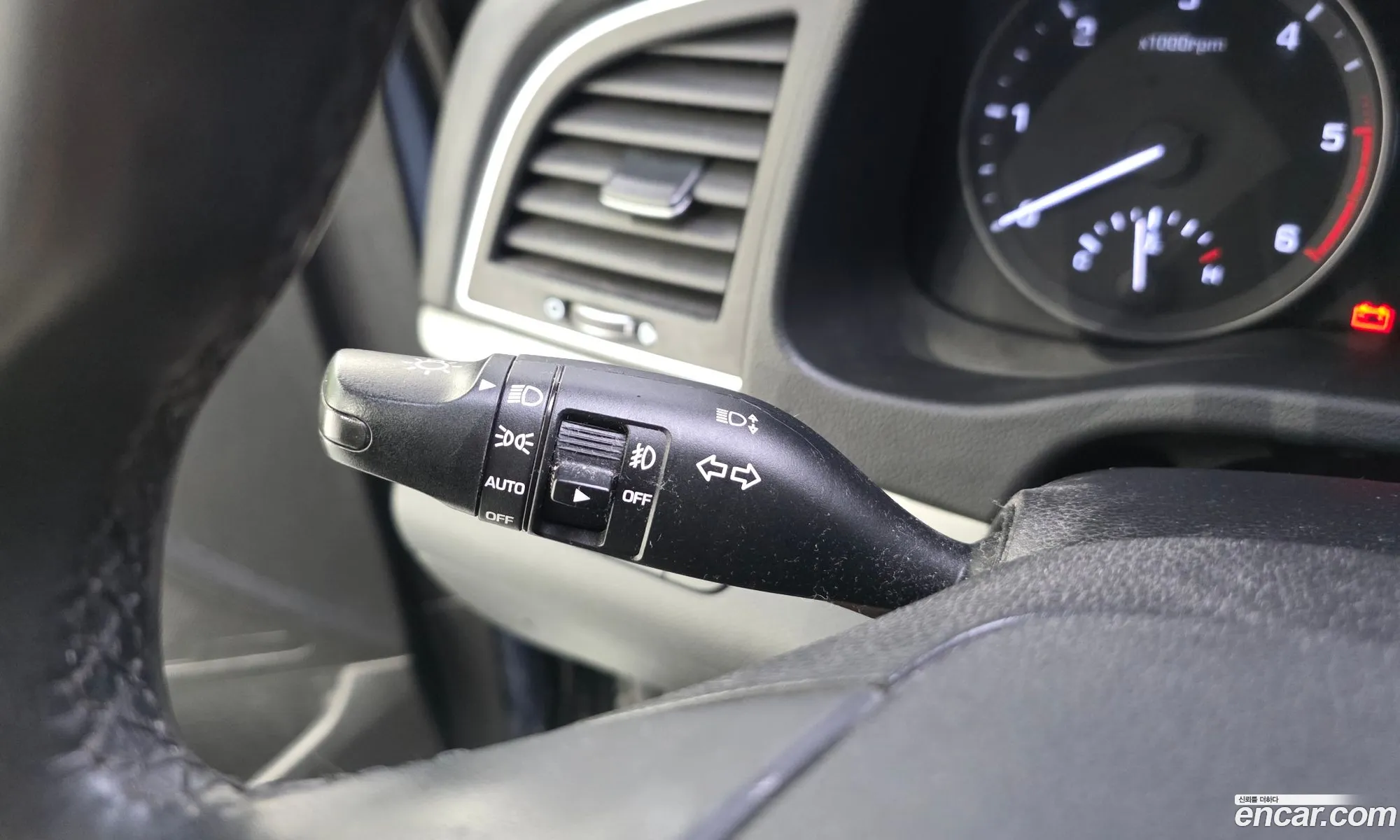 Hyundai Elantra AD 2015 — 2